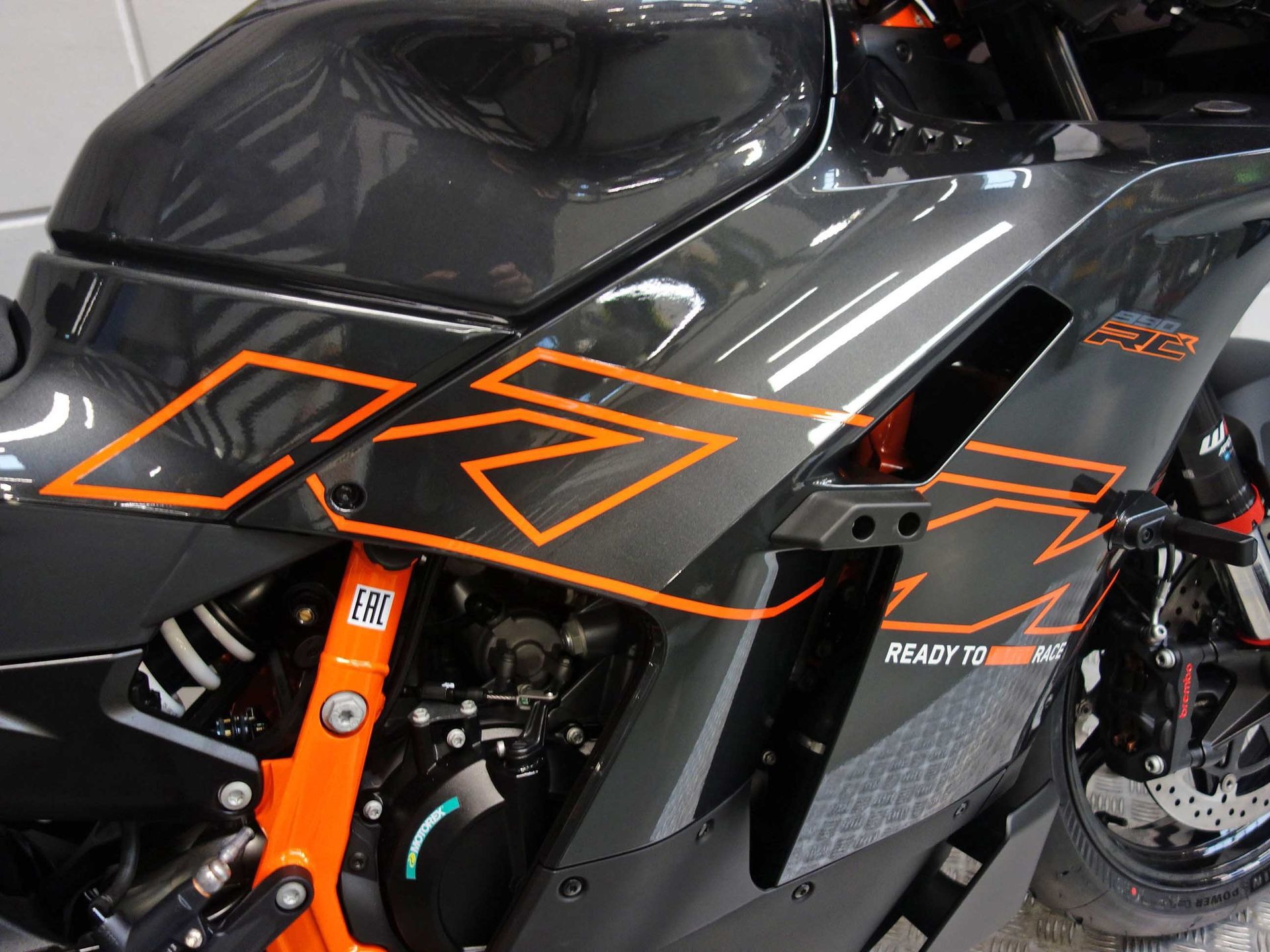 56632545-5 Nieuwe KTM 990 supersport met 947cc motor uit 2026 bij NIWA Motoren