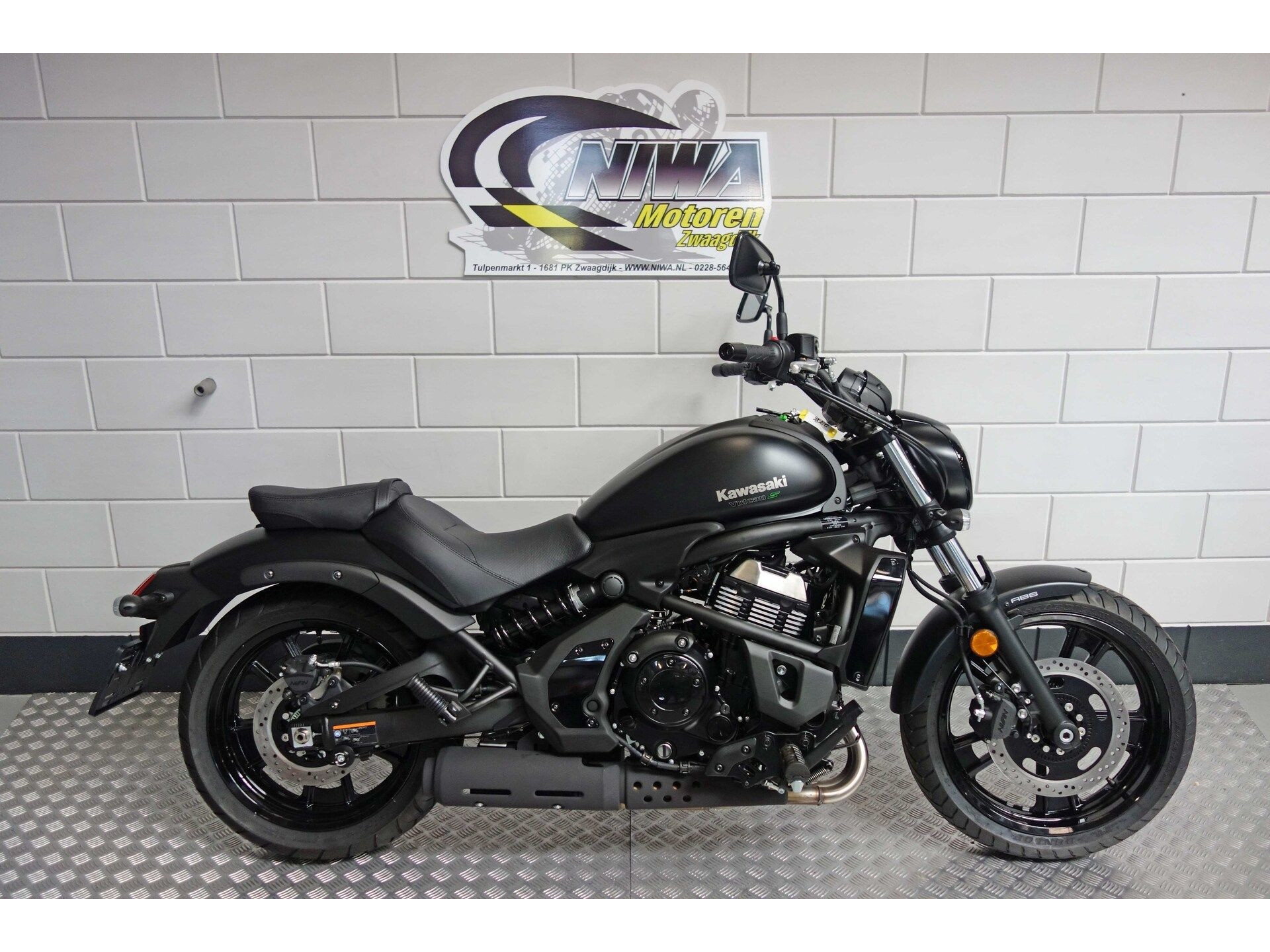 56632740-1 Nieuwe Kawasaki Vulcan chopper met 649cc motor uit 2026 bij NIWA Motoren