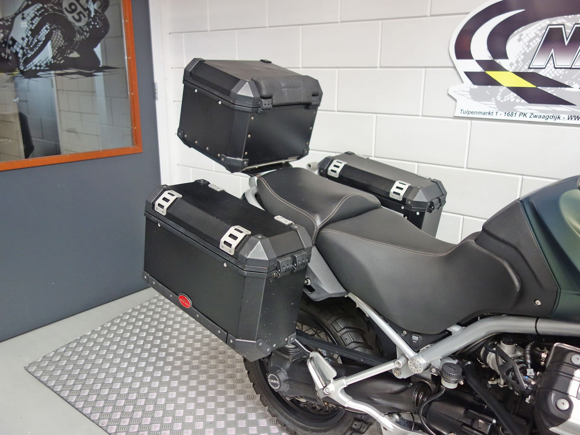 56632747-5 Gebruikte Moto Guzzi Stelvio all-road met 1151cc motor uit 2013 bij NIWA Motoren