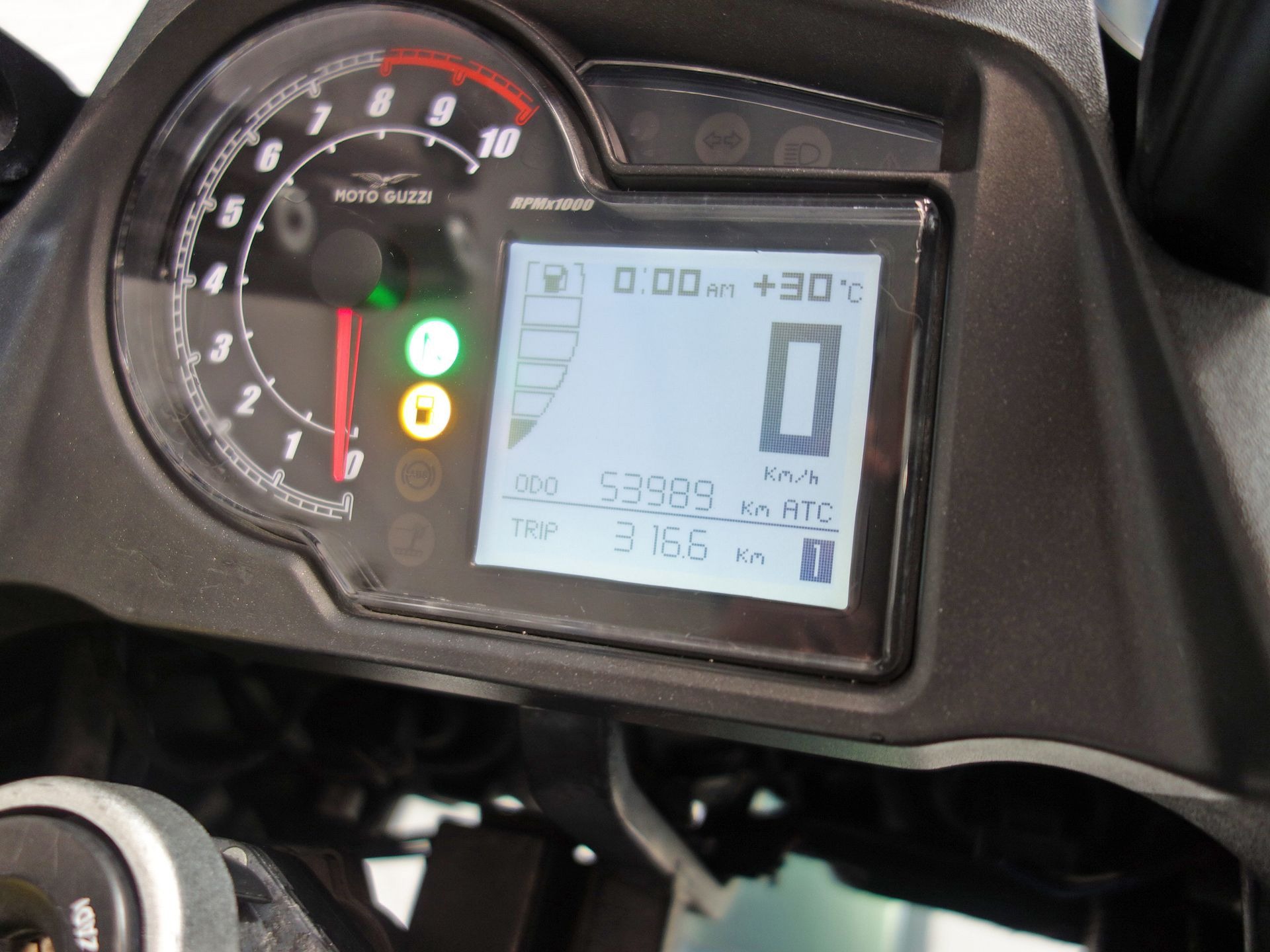 56632747-7 Gebruikte Moto Guzzi Stelvio all-road met 1151cc motor uit 2013 bij NIWA Motoren