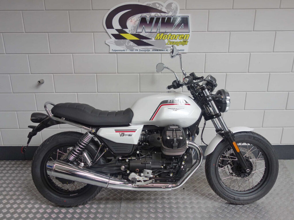 Nieuwe Moto Guzzi V7 tour met 853cc motor uit 2026 bij NIWA Motoren