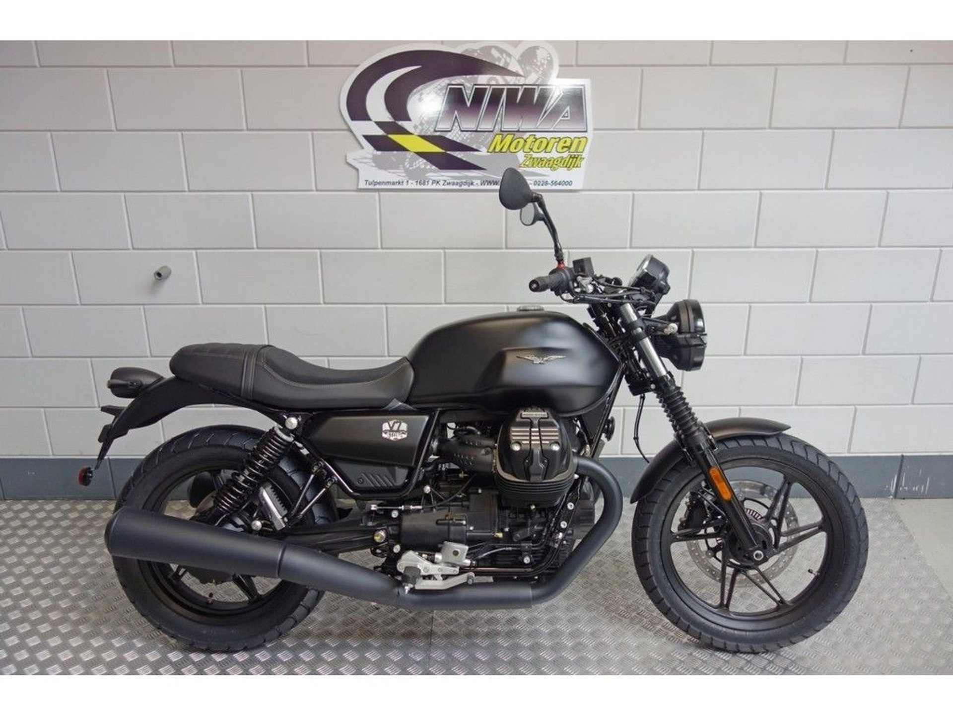 56632828-1 Nieuwe Moto Guzzi V7 overig met 744cc motor uit 2026 bij NIWA Motoren