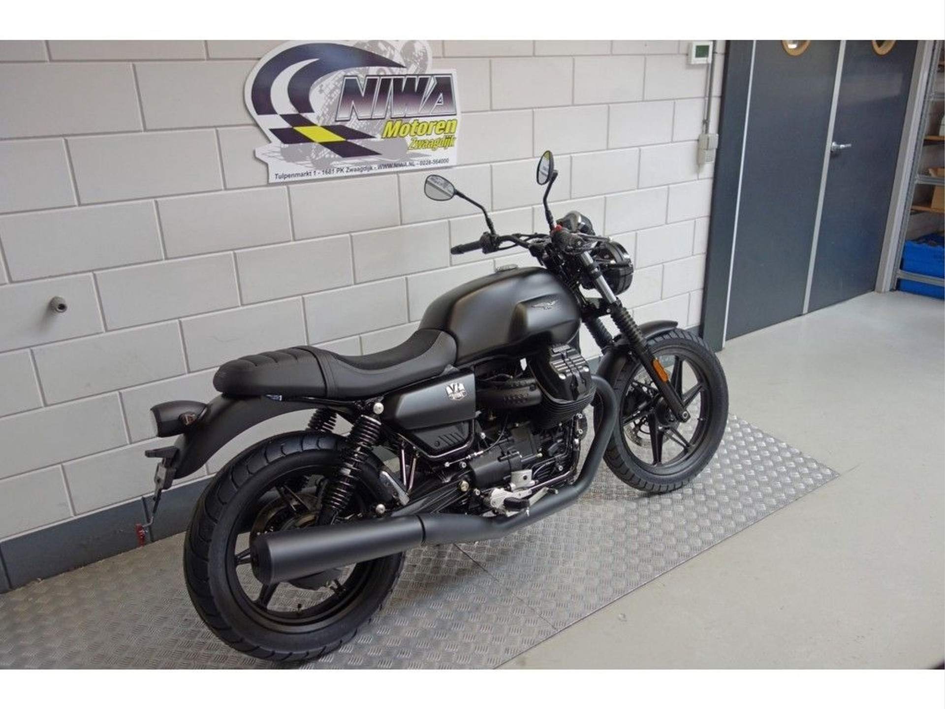 56632828-3 Nieuwe Moto Guzzi V7 overig met 744cc motor uit 2026 bij NIWA Motoren