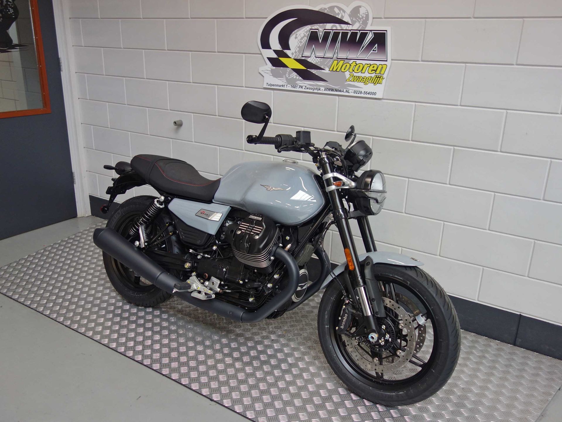 56632830-3 Nieuwe Moto Guzzi V7 sport met 850cc motor uit 2026 bij NIWA Motoren