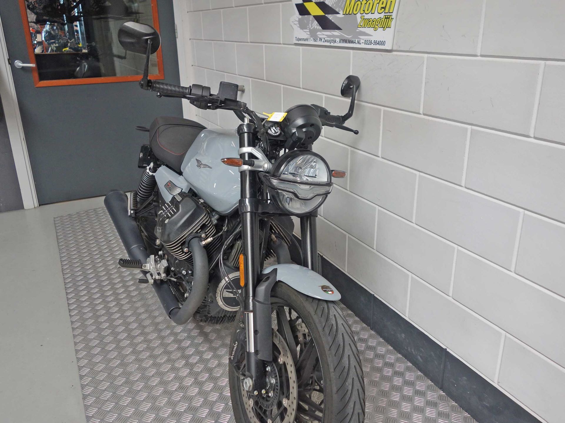 56632839-6 Gebruikte Moto Guzzi V7 sport met 853cc motor uit 2025 bij NIWA Motoren