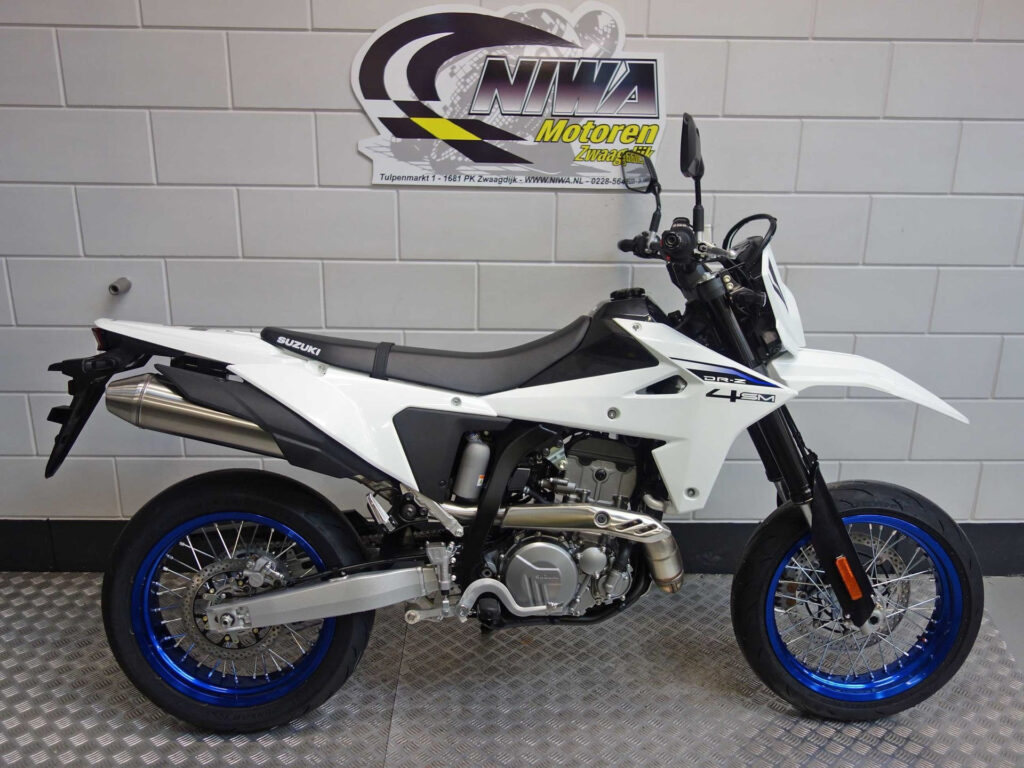 Gebruikte Suzuki supermotard met 398cc motor uit 2026 bij NIWA Motoren