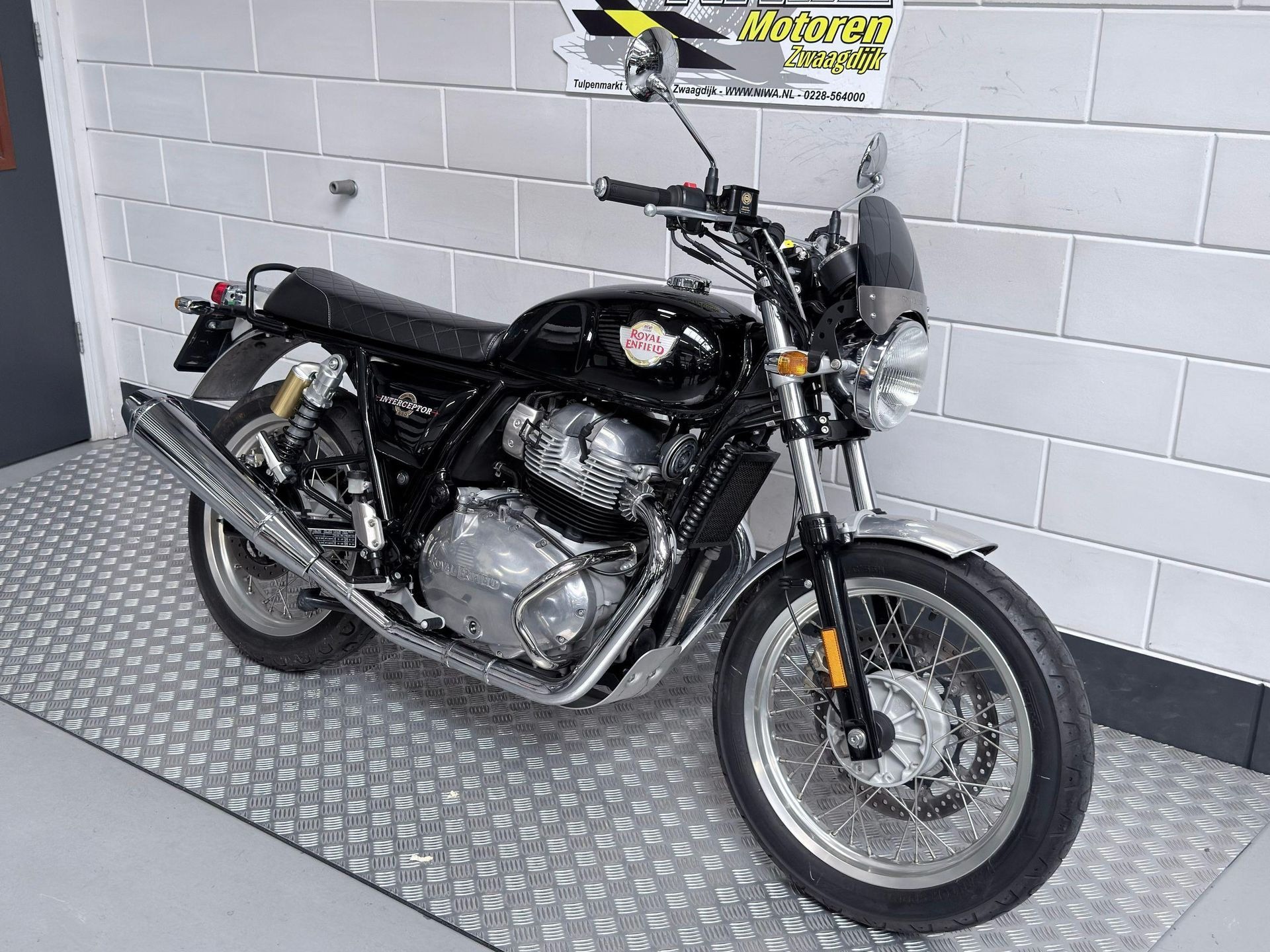 56632899-3 Gebruikte Royal Enfield Interceptor naked bike met 648cc motor uit 2020 bij NIWA Motoren