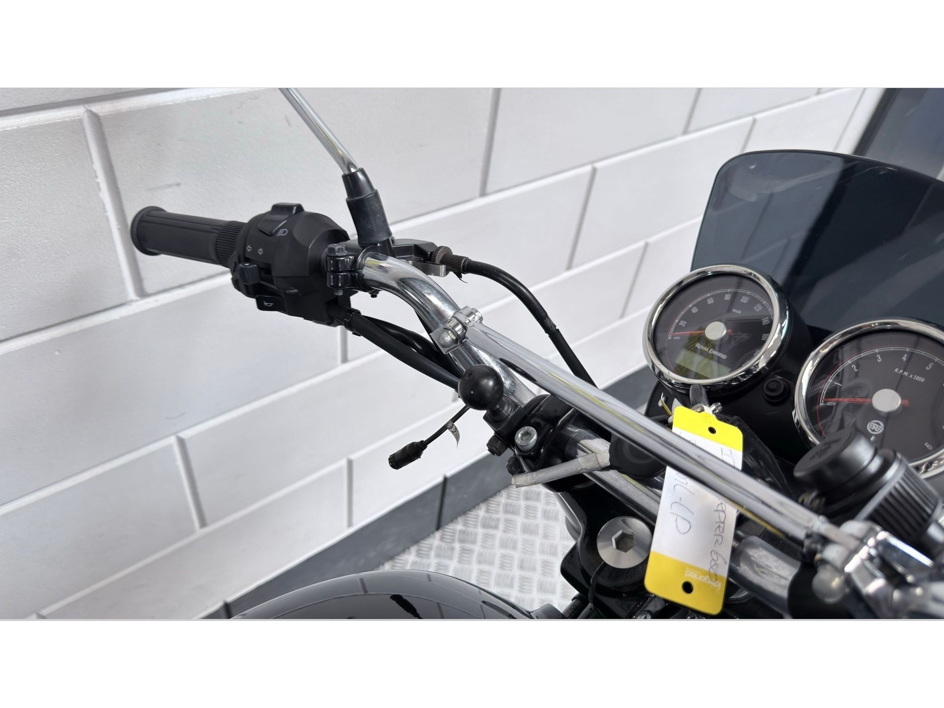 56632899-5 Gebruikte Royal Enfield Interceptor naked bike met 648cc motor uit 2020 bij NIWA Motoren
