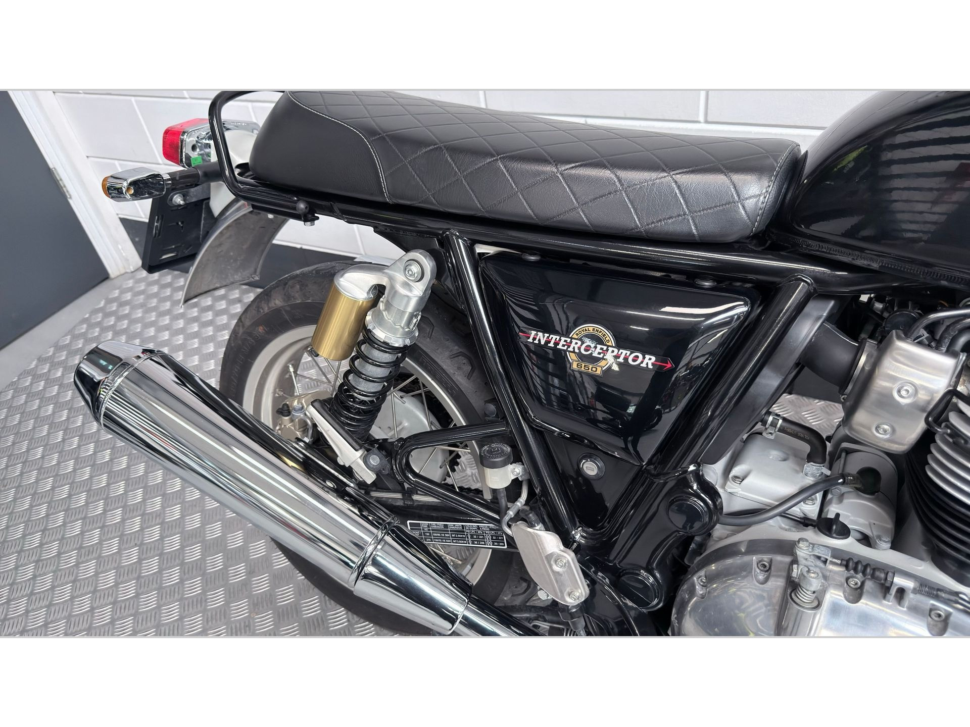 56632899-6 Gebruikte Royal Enfield Interceptor naked bike met 648cc motor uit 2020 bij NIWA Motoren