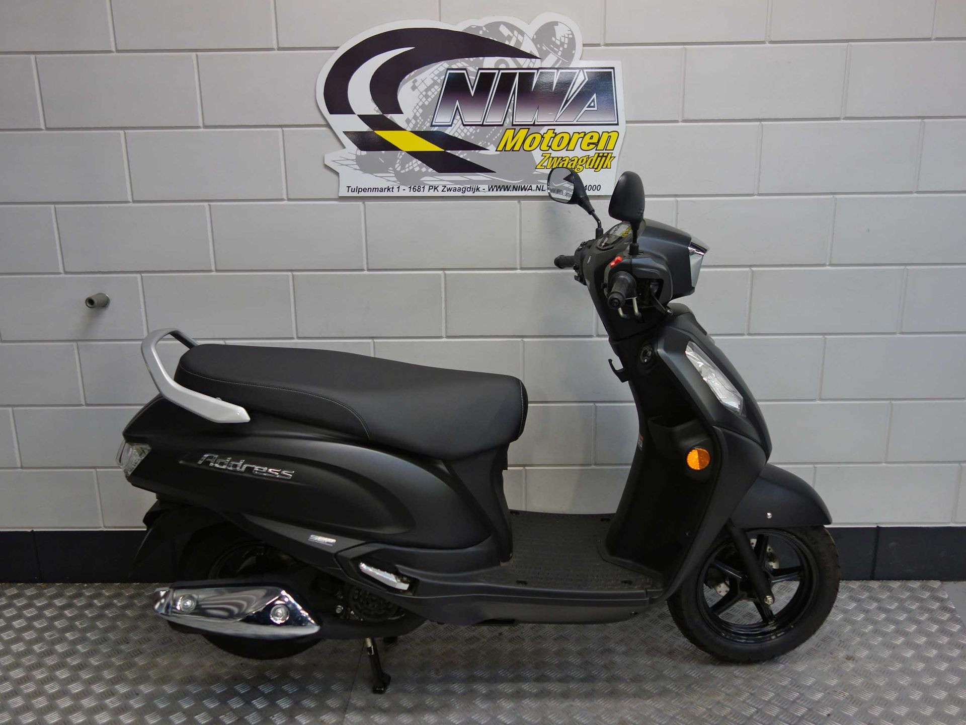 56632908-1 Nieuwe Suzuki motorscooter met 125cc motor uit 2026 bij NIWA Motoren
