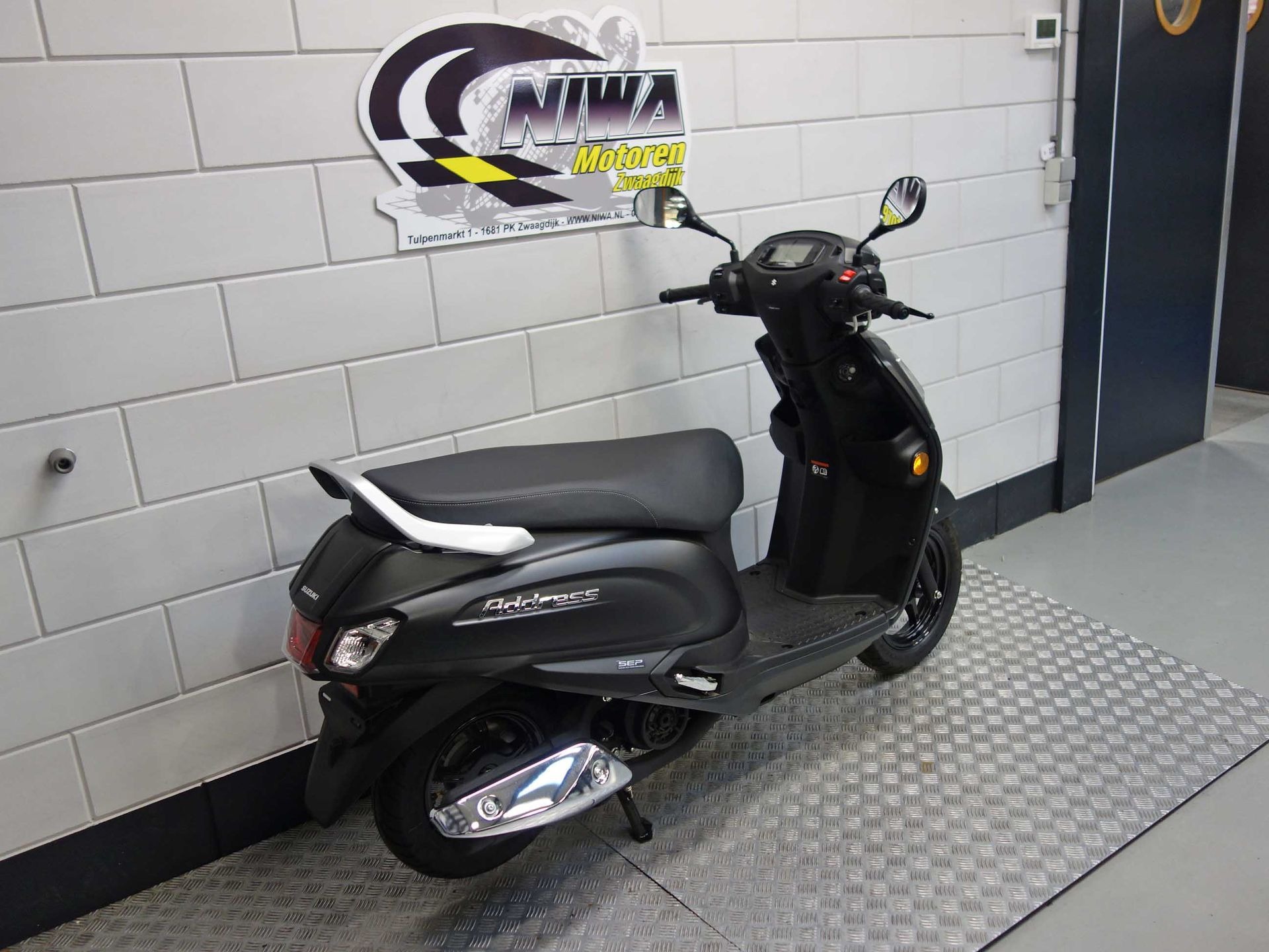 56632908-2 Nieuwe Suzuki motorscooter met 125cc motor uit 2026 bij NIWA Motoren