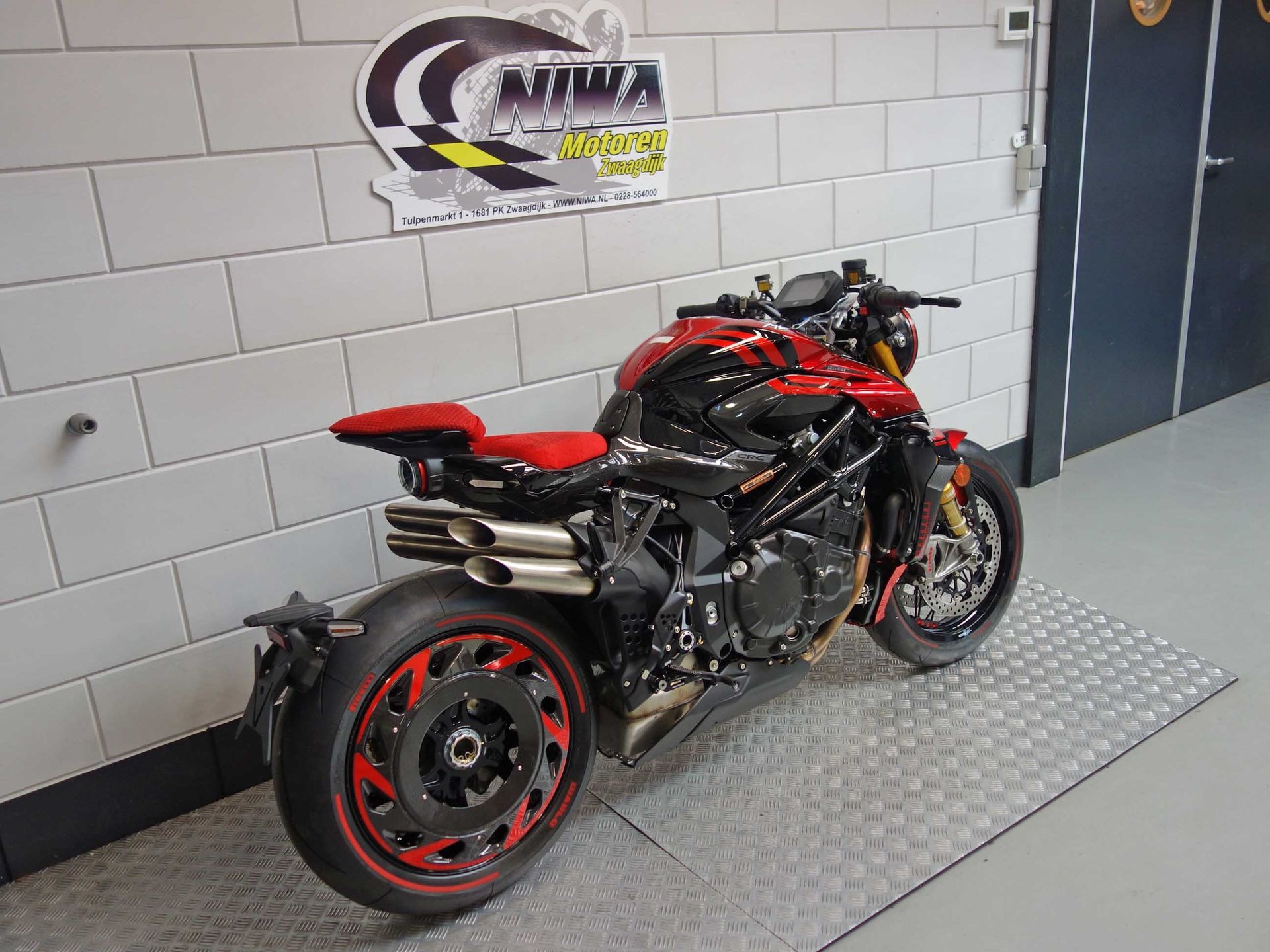 56632909-2 Nieuwe MV Agusta Rush naked bike met 998cc motor uit 2026 bij NIWA Motoren
