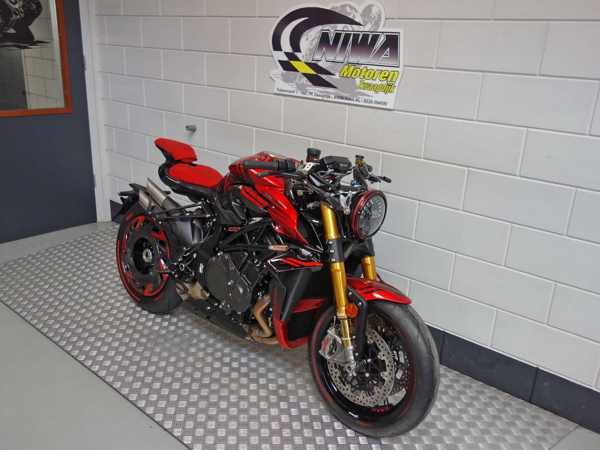 56632909-3 Nieuwe MV Agusta Rush naked bike met 998cc motor uit 2026 bij NIWA Motoren