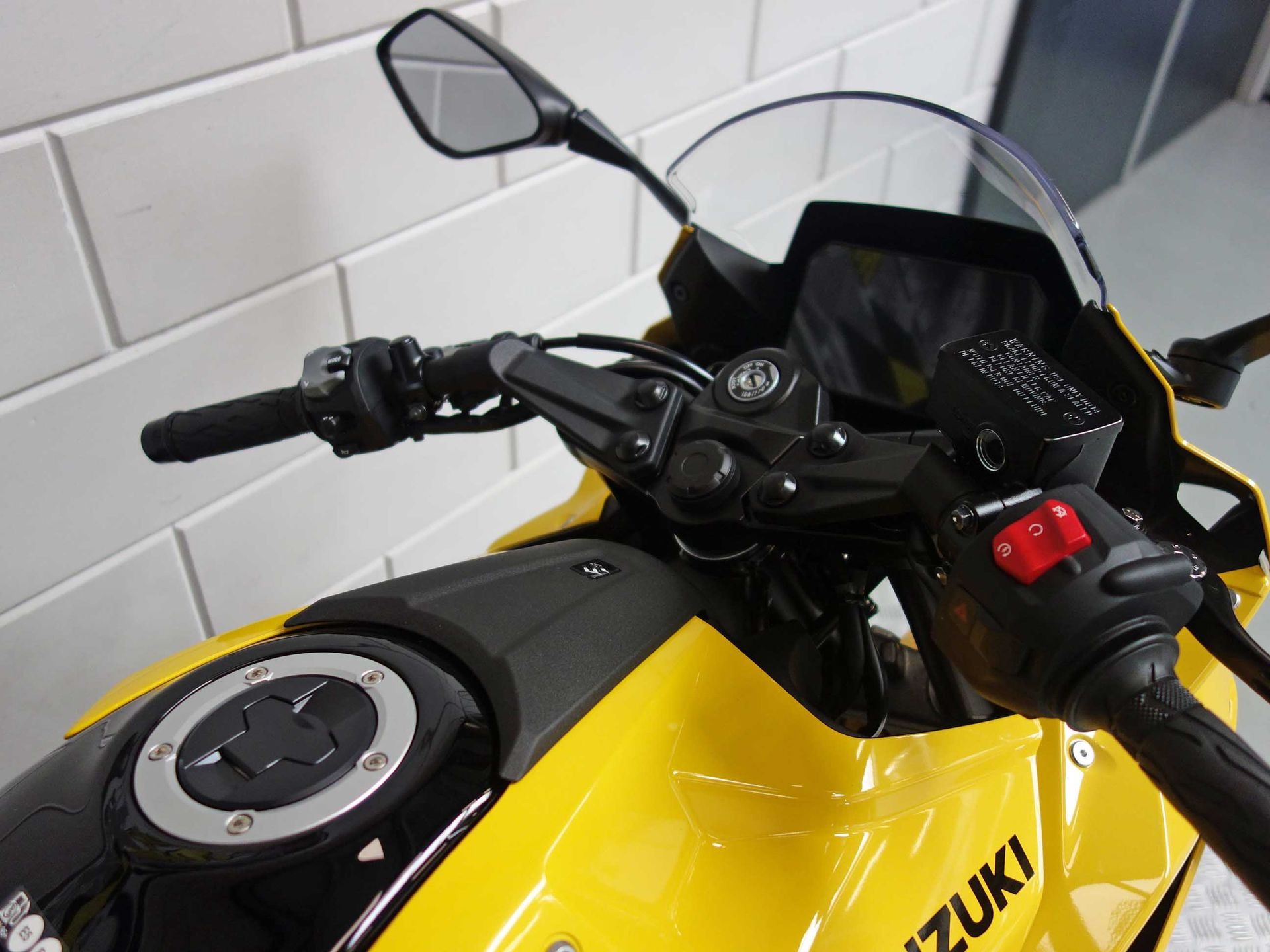 56632939-6 Nieuwe Suzuki GSX supersport met 776cc motor uit 2026 bij NIWA Motoren