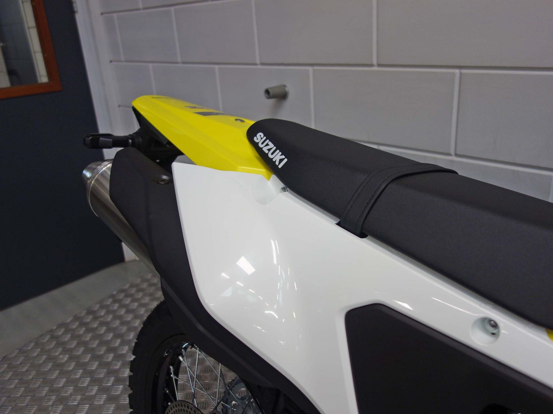 56632940-7 Gebruikte Suzuki DR-Z4S enduro met 398cc motor uit 2026 bij NIWA Motoren