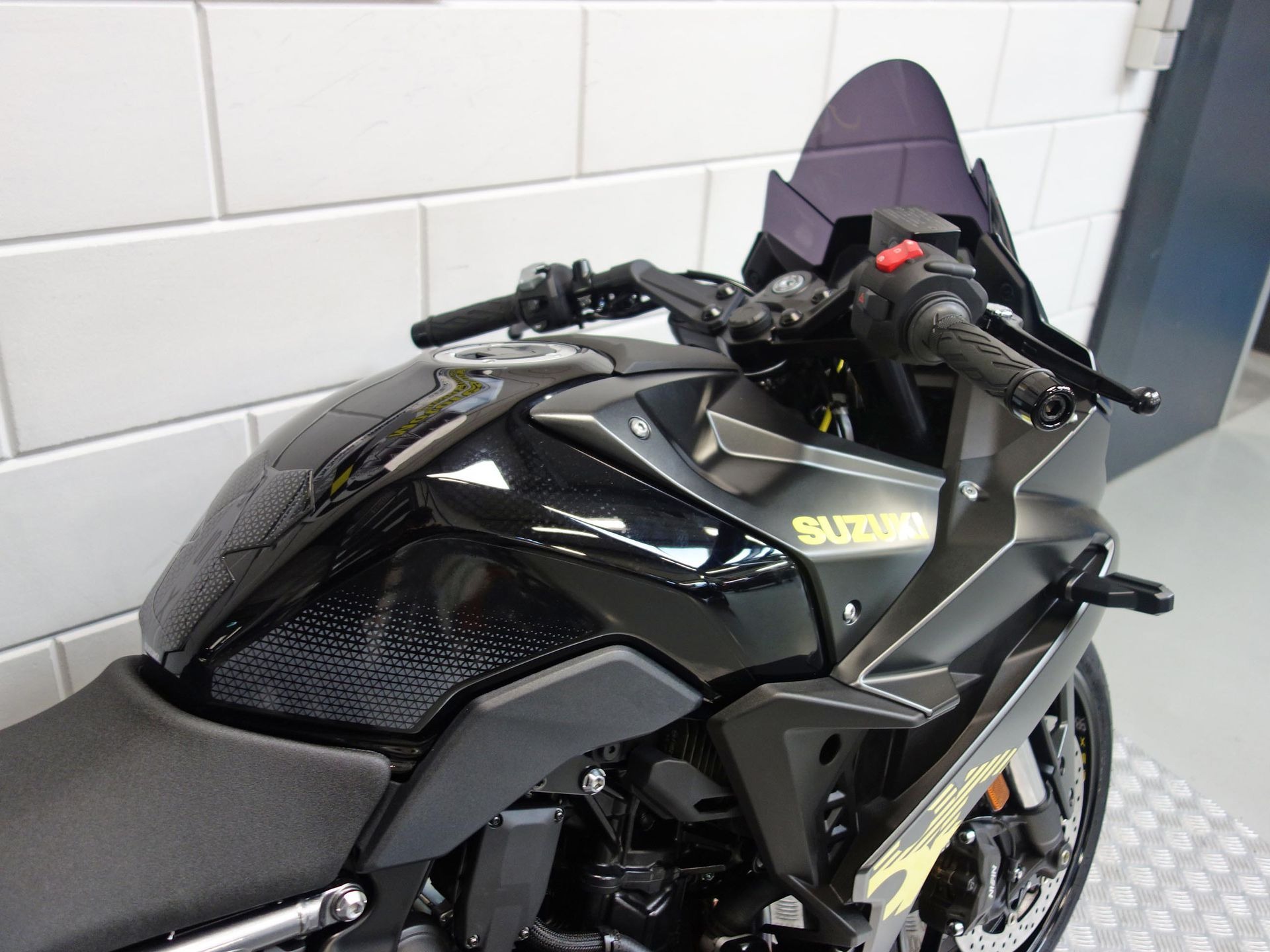 56632980-8 Nieuwe Suzuki GSX supersport met 776cc motor uit 2026 bij NIWA Motoren