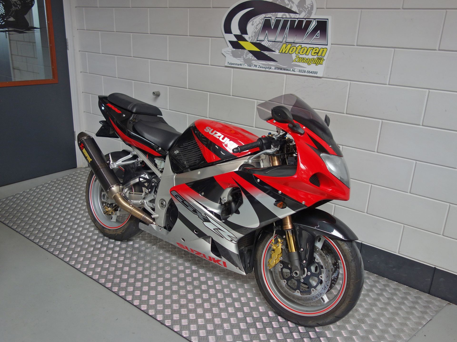 56633055-3 Gebruikte Suzuki GSX supersport met 988cc motor uit 2001 bij NIWA Motoren