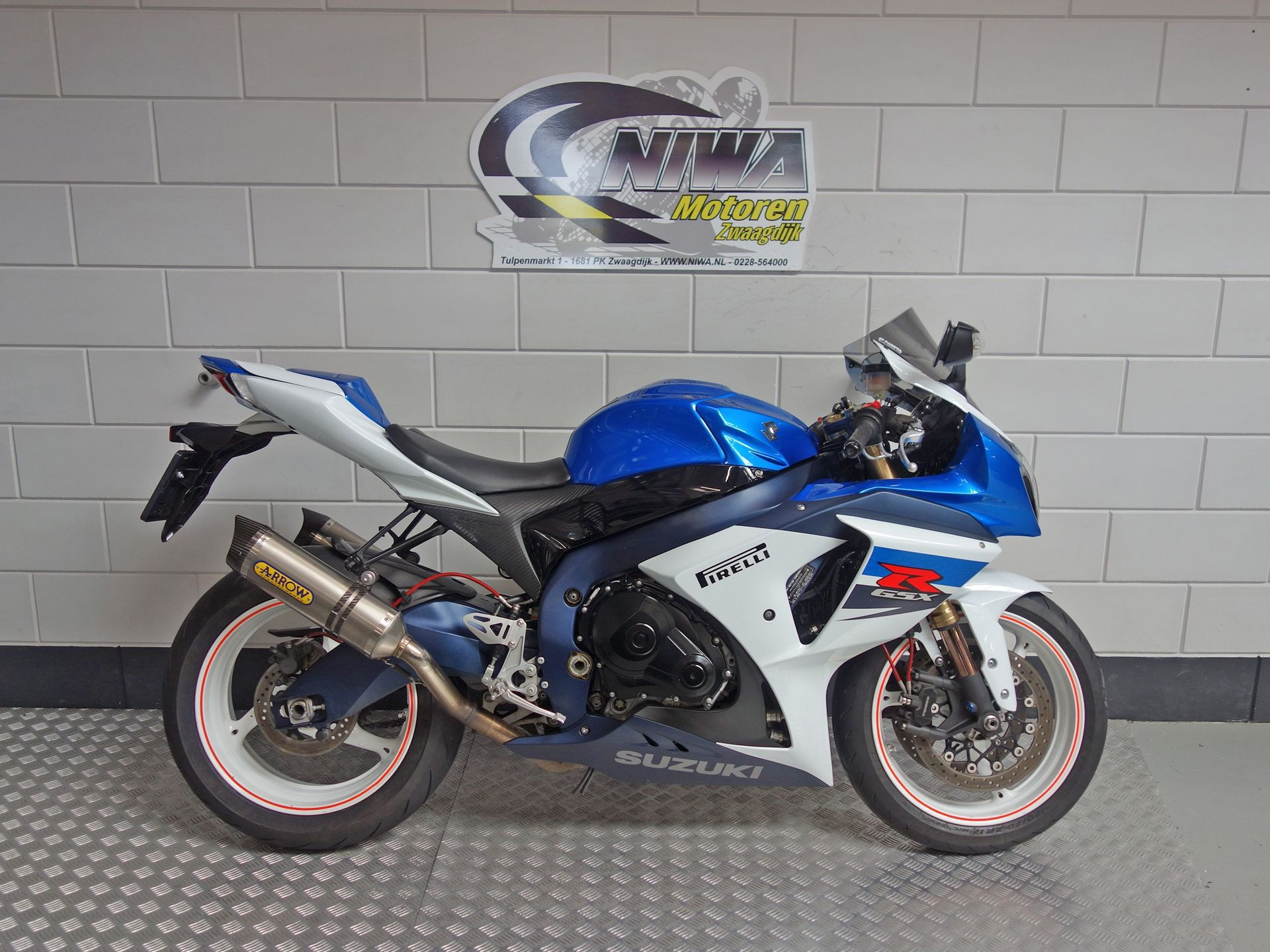 56633062-1 Gebruikte Suzuki GSX sport met 999cc motor uit 2014 bij NIWA Motoren