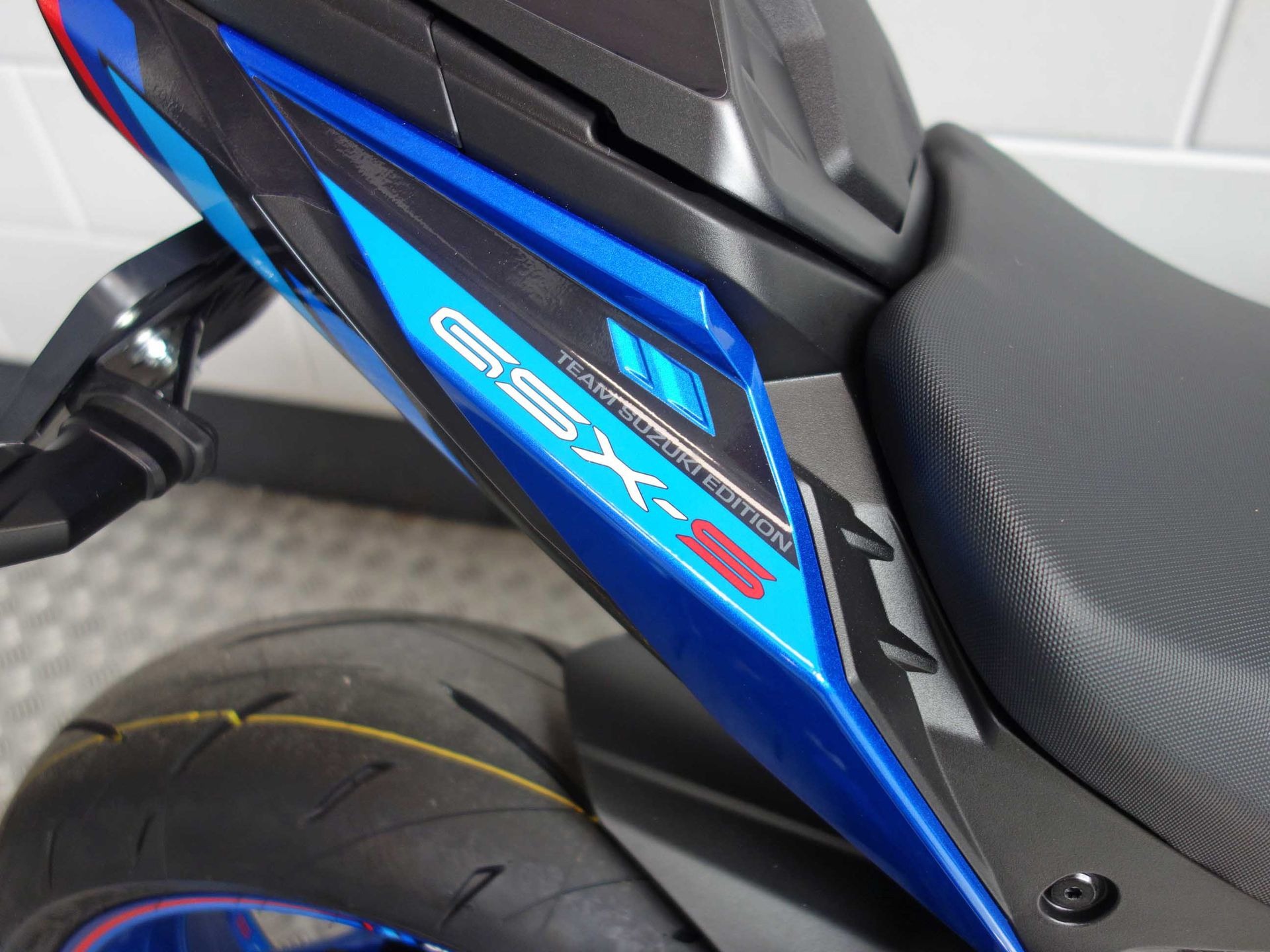 56633116-7 Nieuwe Suzuki GSX naked bike met 999cc motor uit 2026 bij NIWA Motoren