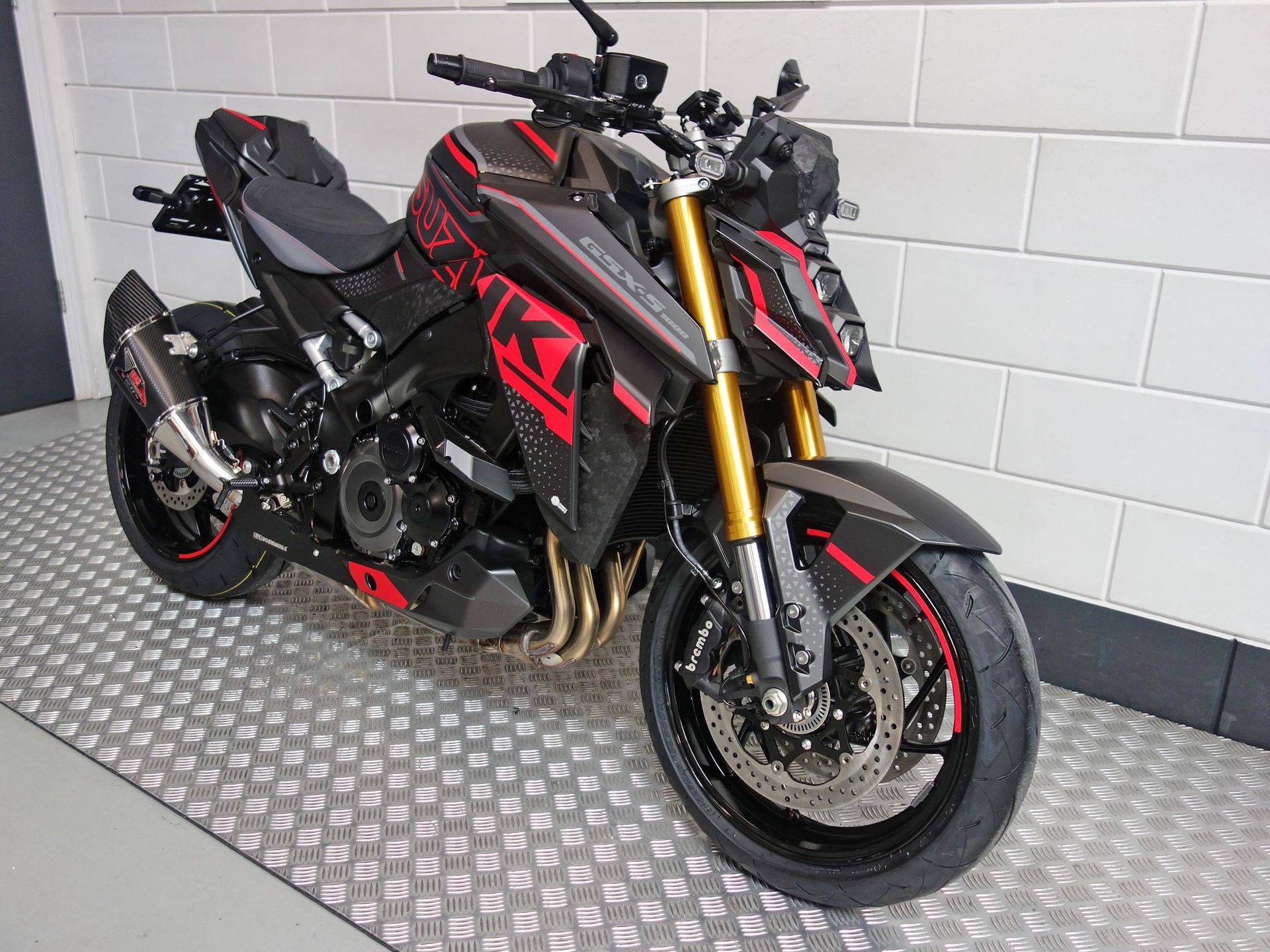 56633125-6 Nieuwe Suzuki GSX naked bike met 999cc motor uit 2026 bij NIWA Motoren