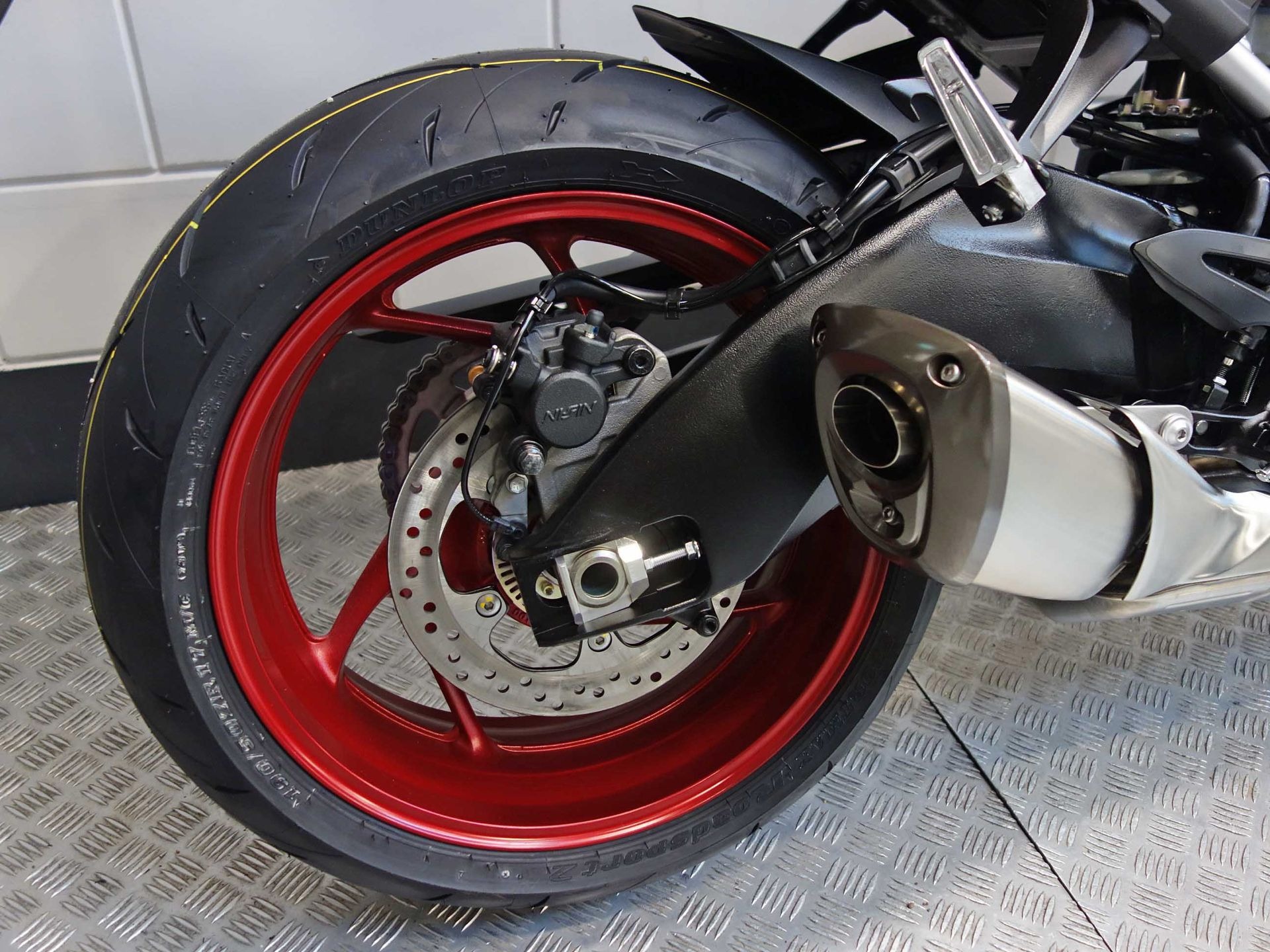 56633135-5 Nieuwe Suzuki GSX naked bike met 999cc motor uit 2026 bij NIWA Motoren