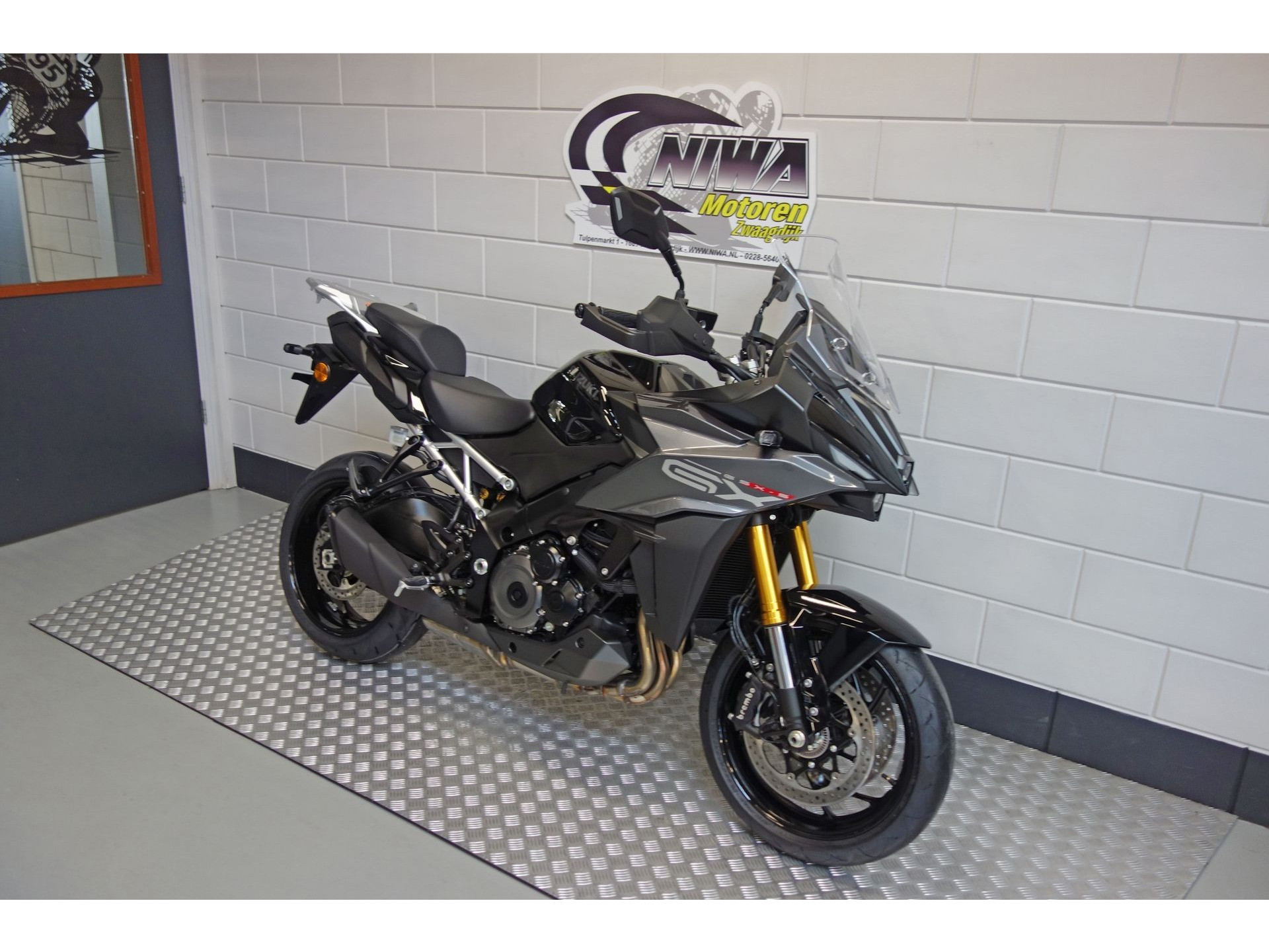 56633219-2 Nieuwe Suzuki GSX tour met 999cc motor uit 2025 bij NIWA Motoren