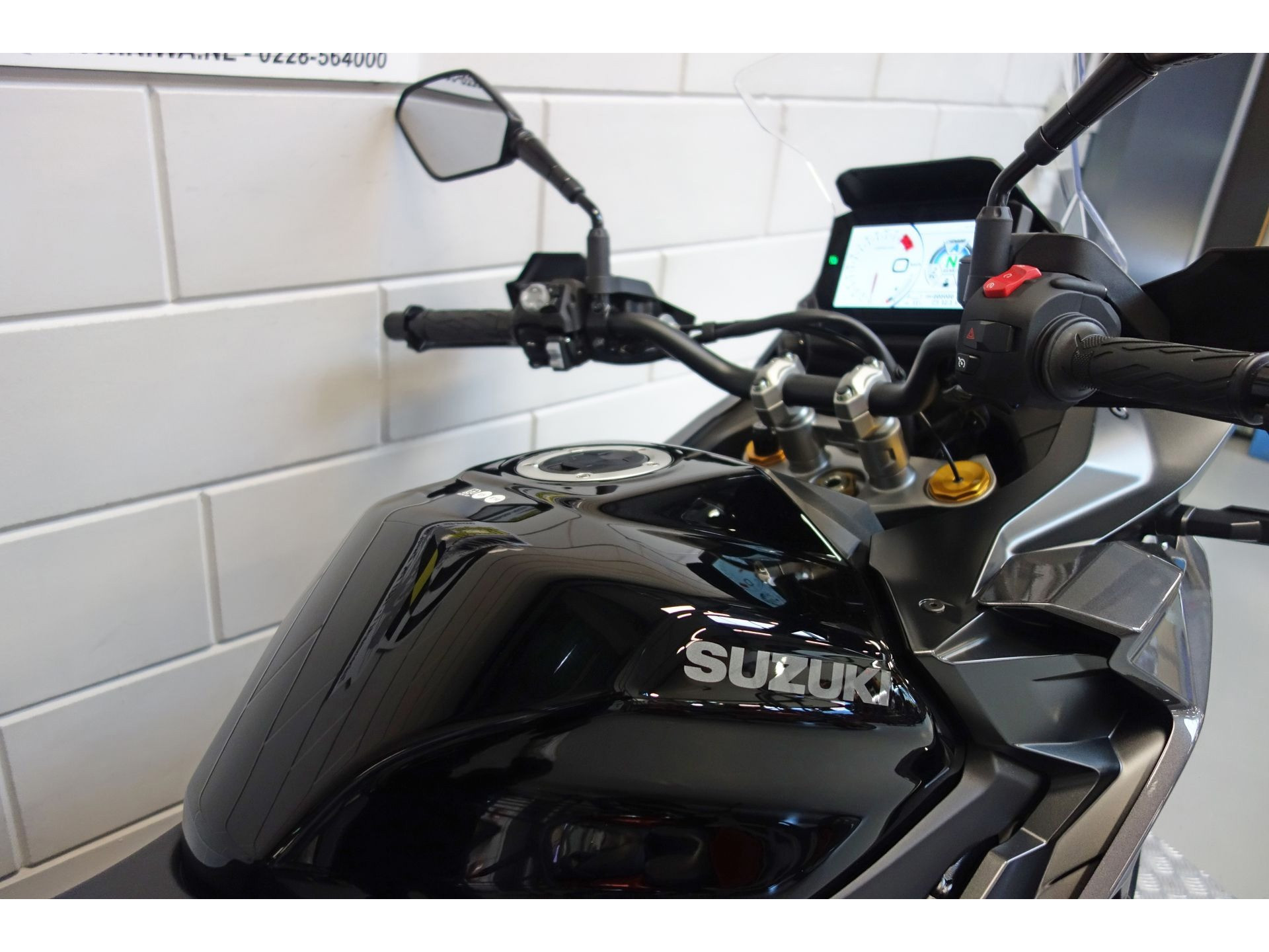 56633219-5 Nieuwe Suzuki GSX tour met 999cc motor uit 2025 bij NIWA Motoren