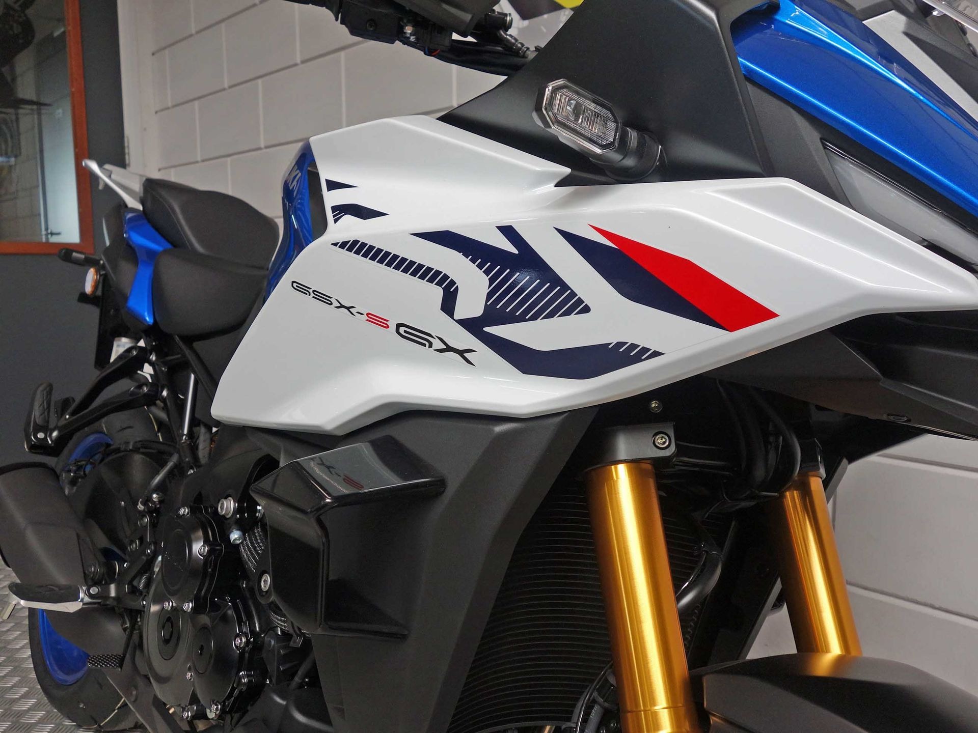 56633254-3 Nieuwe Suzuki GSX tour met 999cc motor uit 2026 bij NIWA Motoren