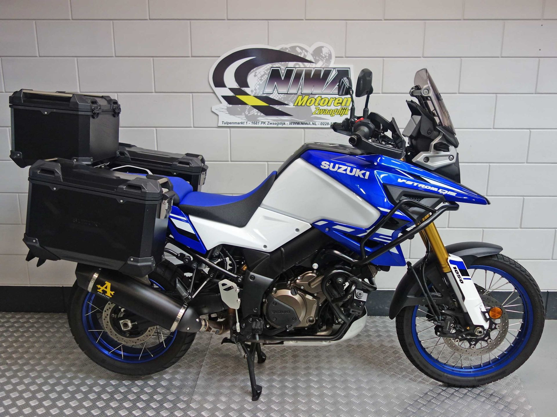 56633270-1 Gebruikte Suzuki V-Strom all-road met 1037cc motor uit 2024 bij NIWA Motoren