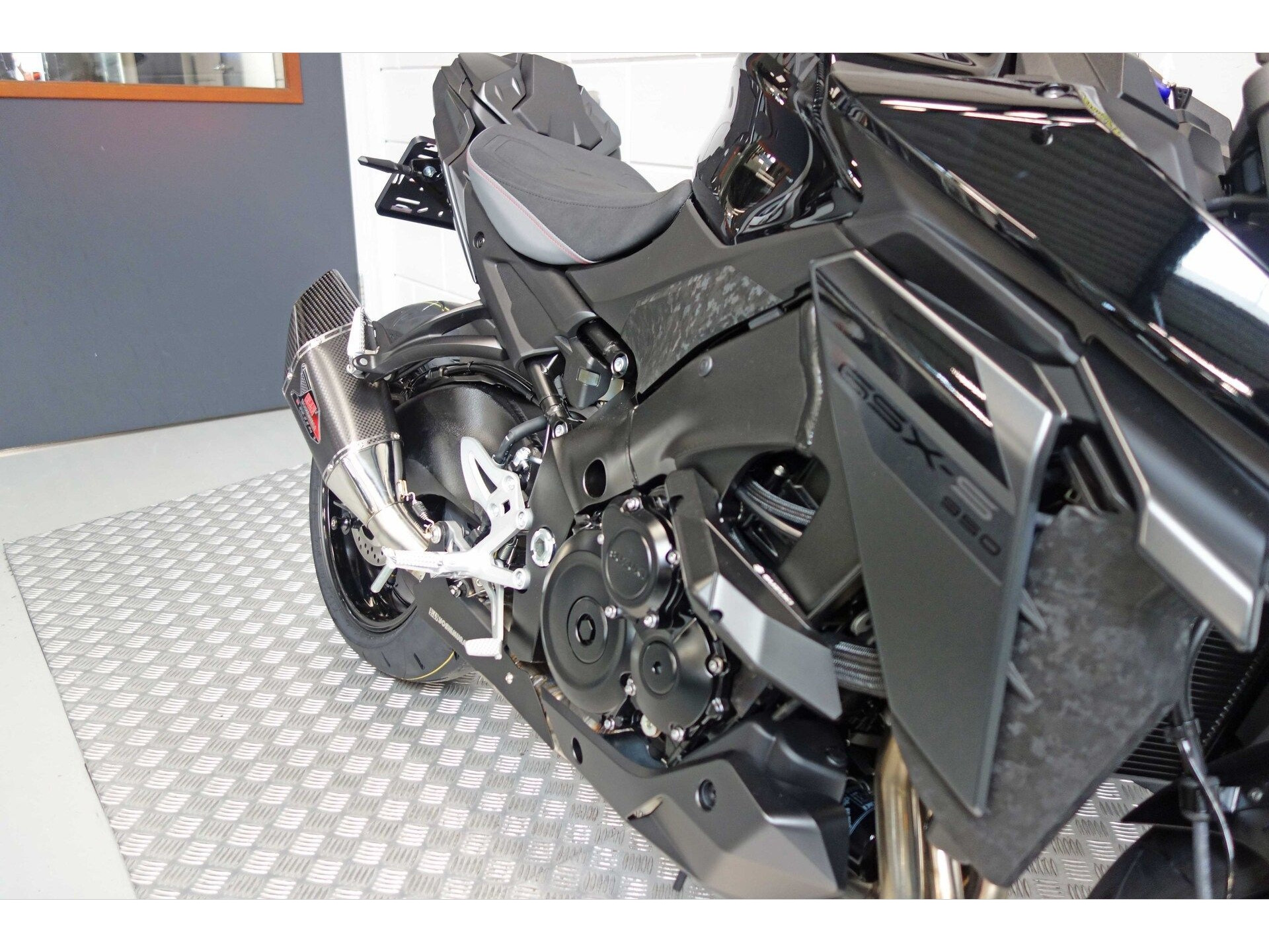 56633285-6 Nieuwe Suzuki GSX naked bike met 999cc motor uit 2026 bij NIWA Motoren