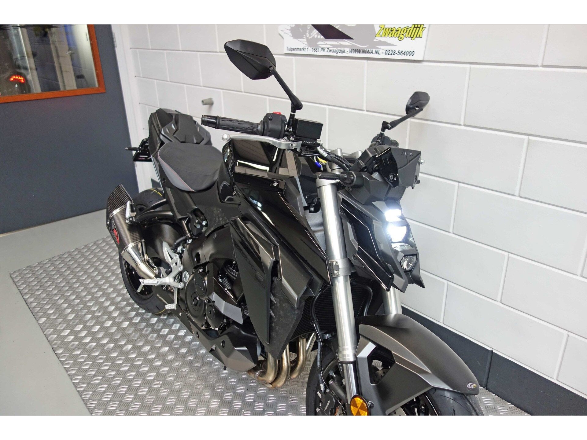 56633285-8 Nieuwe Suzuki GSX naked bike met 999cc motor uit 2026 bij NIWA Motoren