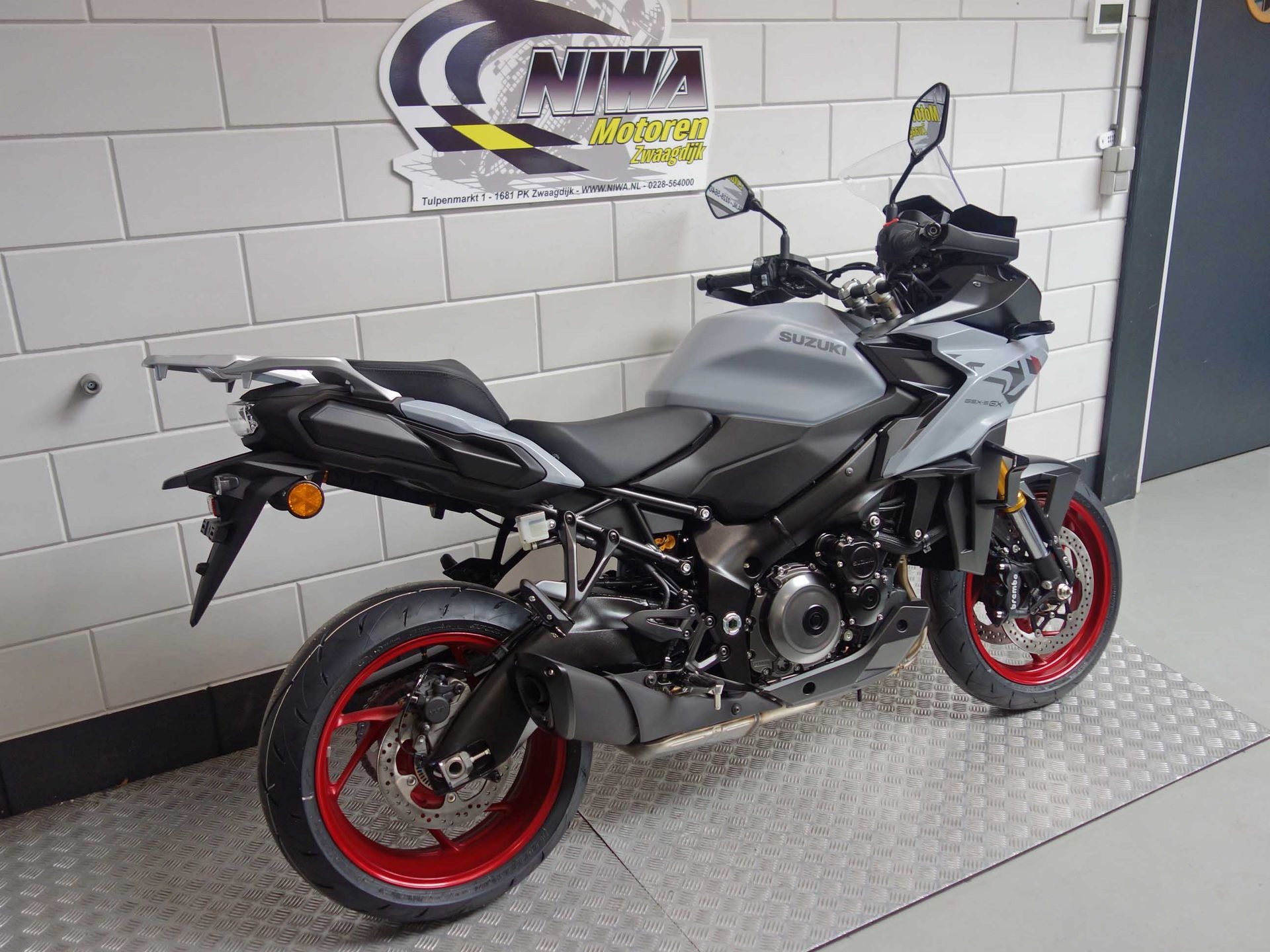 56633290-2 Nieuwe Suzuki GSX tour met 999cc motor uit 2026 bij NIWA Motoren