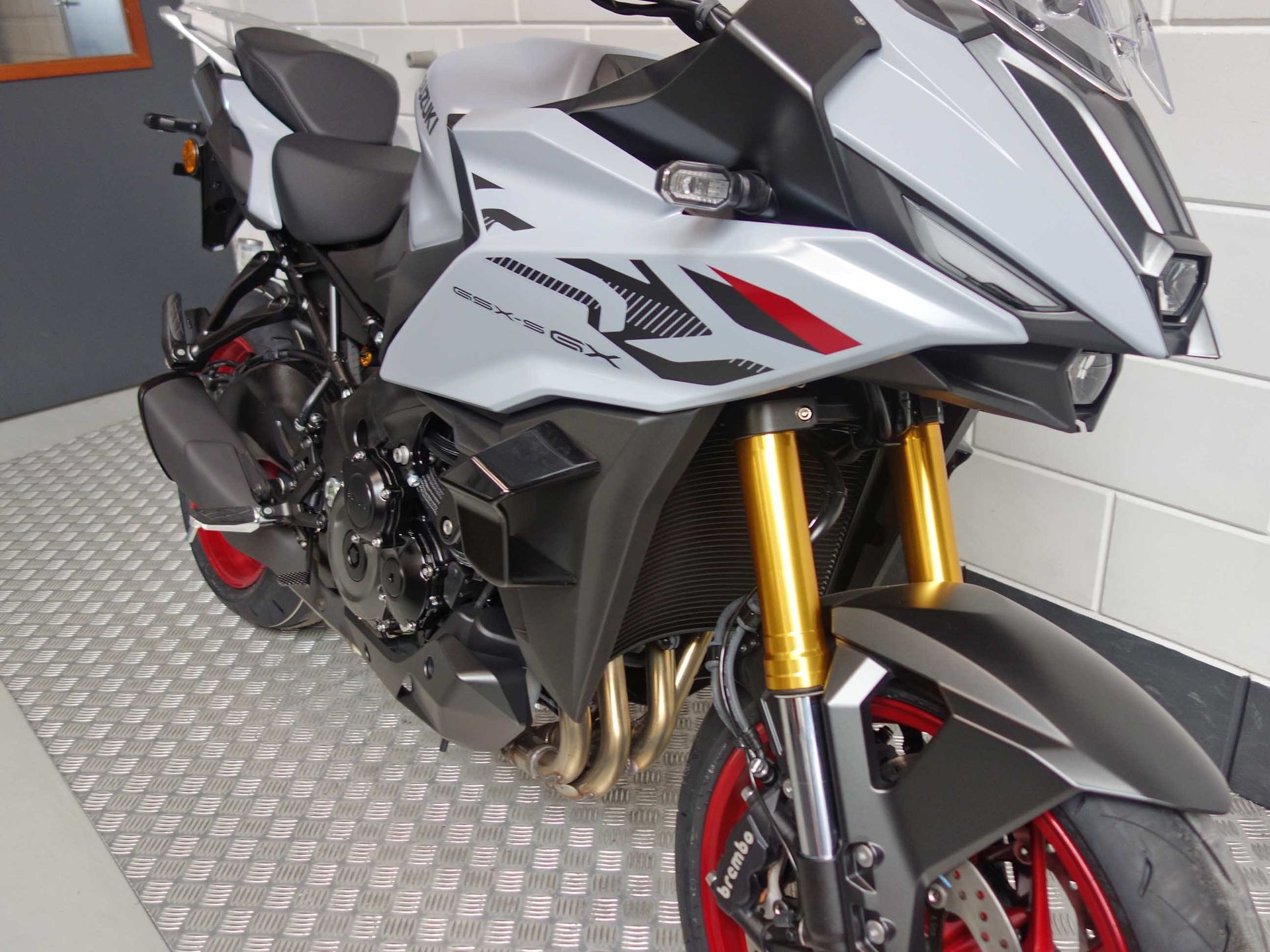 56633290-5 Nieuwe Suzuki GSX tour met 999cc motor uit 2026 bij NIWA Motoren