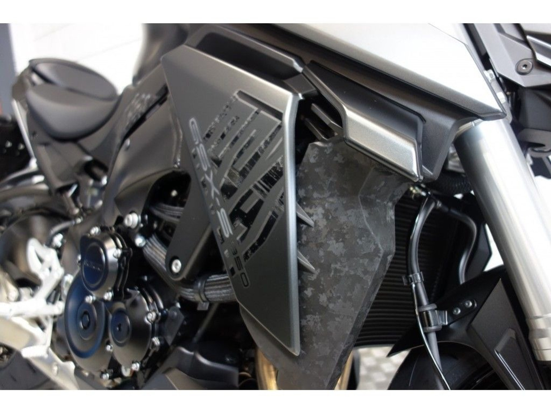 56633298-6 Nieuwe Suzuki GSX naked bike met 999cc motor uit 2026 bij NIWA Motoren