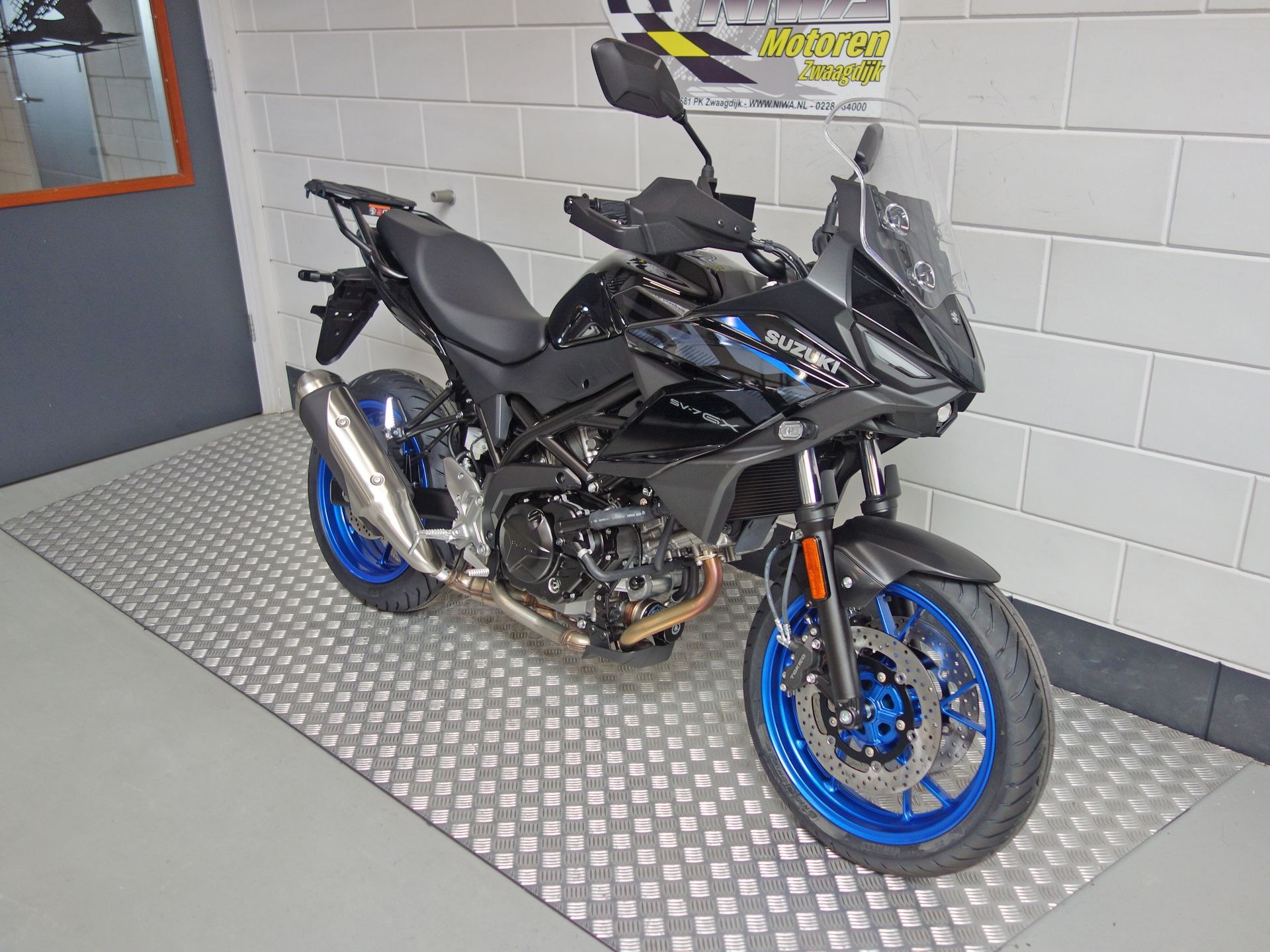 56633313-2 Nieuwe Suzuki tour met 645cc motor uit 2026 bij NIWA Motoren