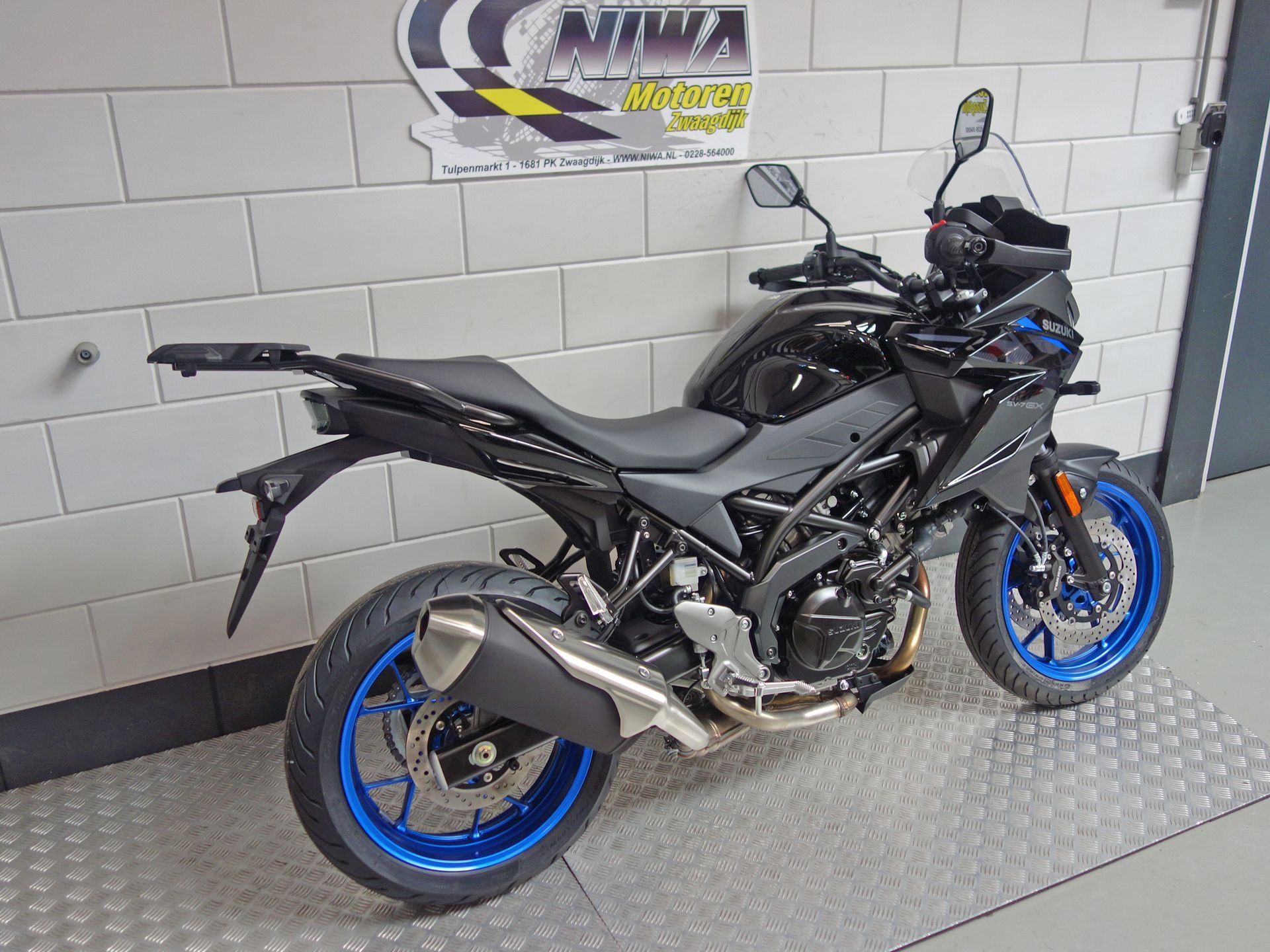56633313-3 Nieuwe Suzuki tour met 645cc motor uit 2026 bij NIWA Motoren