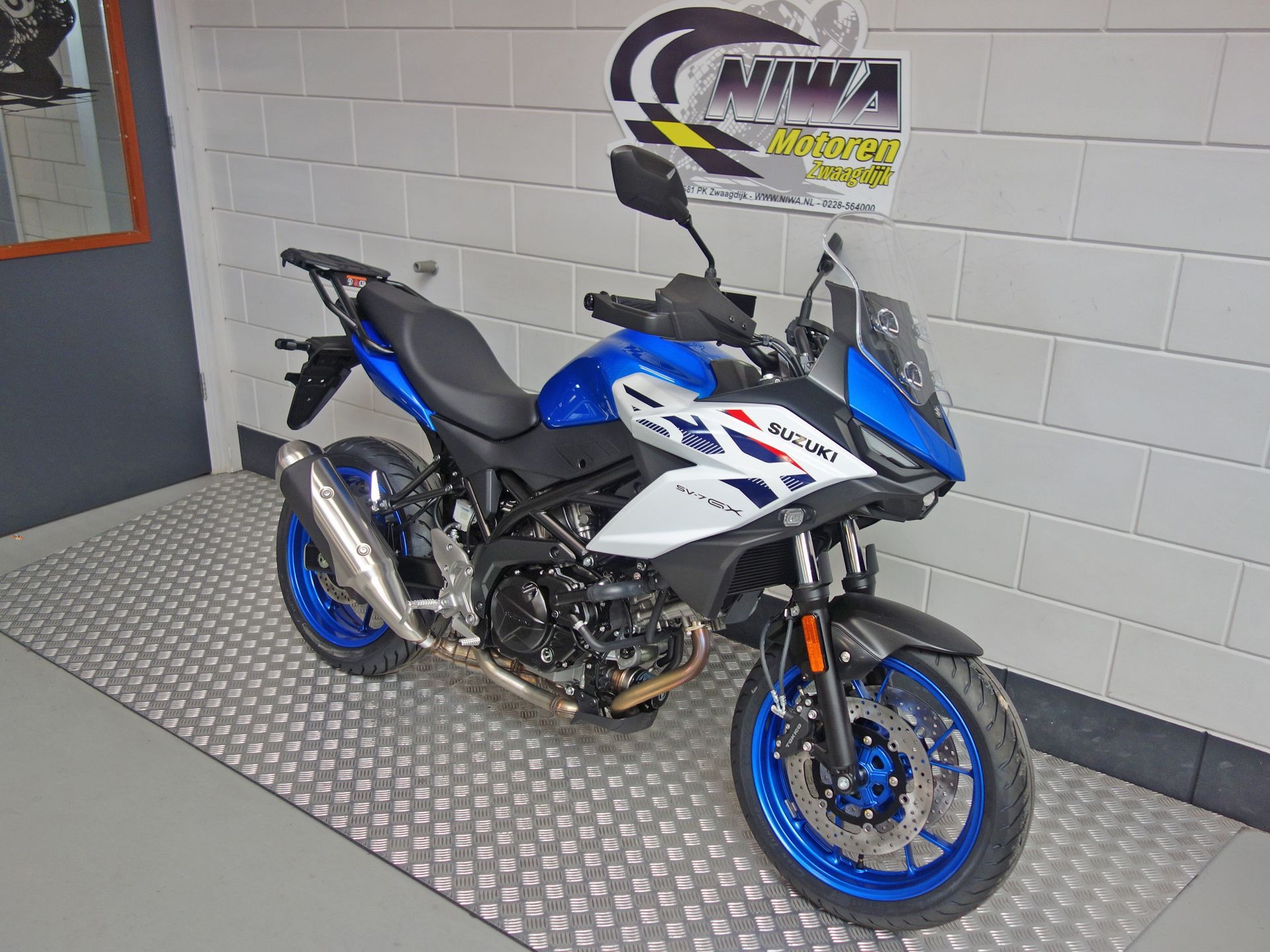 56633317-2 Nieuwe Suzuki tour met 645cc motor uit 2026 bij NIWA Motoren