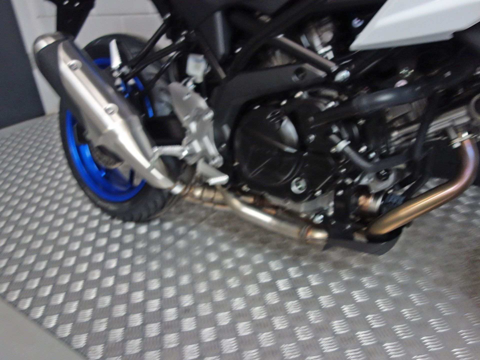 56633317-9 Nieuwe Suzuki tour met 645cc motor uit 2026 bij NIWA Motoren