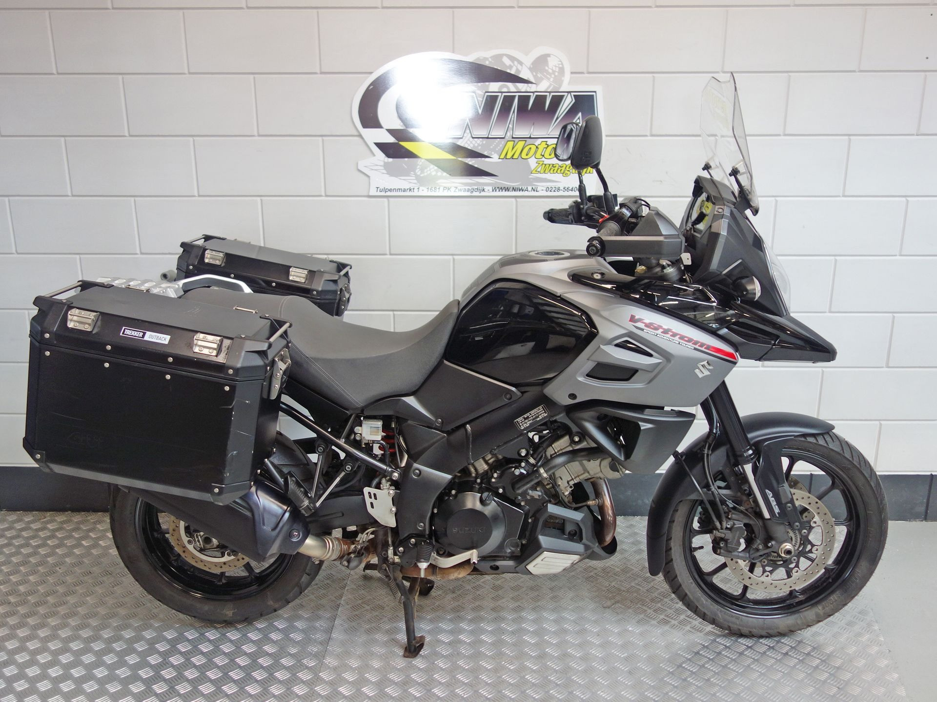 56633322-1 Gebruikte Suzuki V-Strom all-road met 1037cc motor uit 2017 bij NIWA Motoren