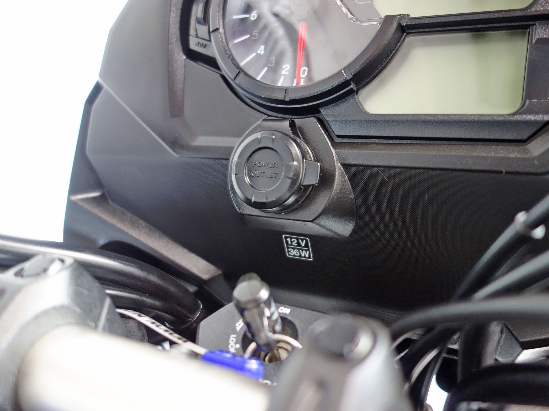 56633329-8 Gebruikte Suzuki V-Strom all-road met 1037cc motor uit 2019 bij NIWA Motoren