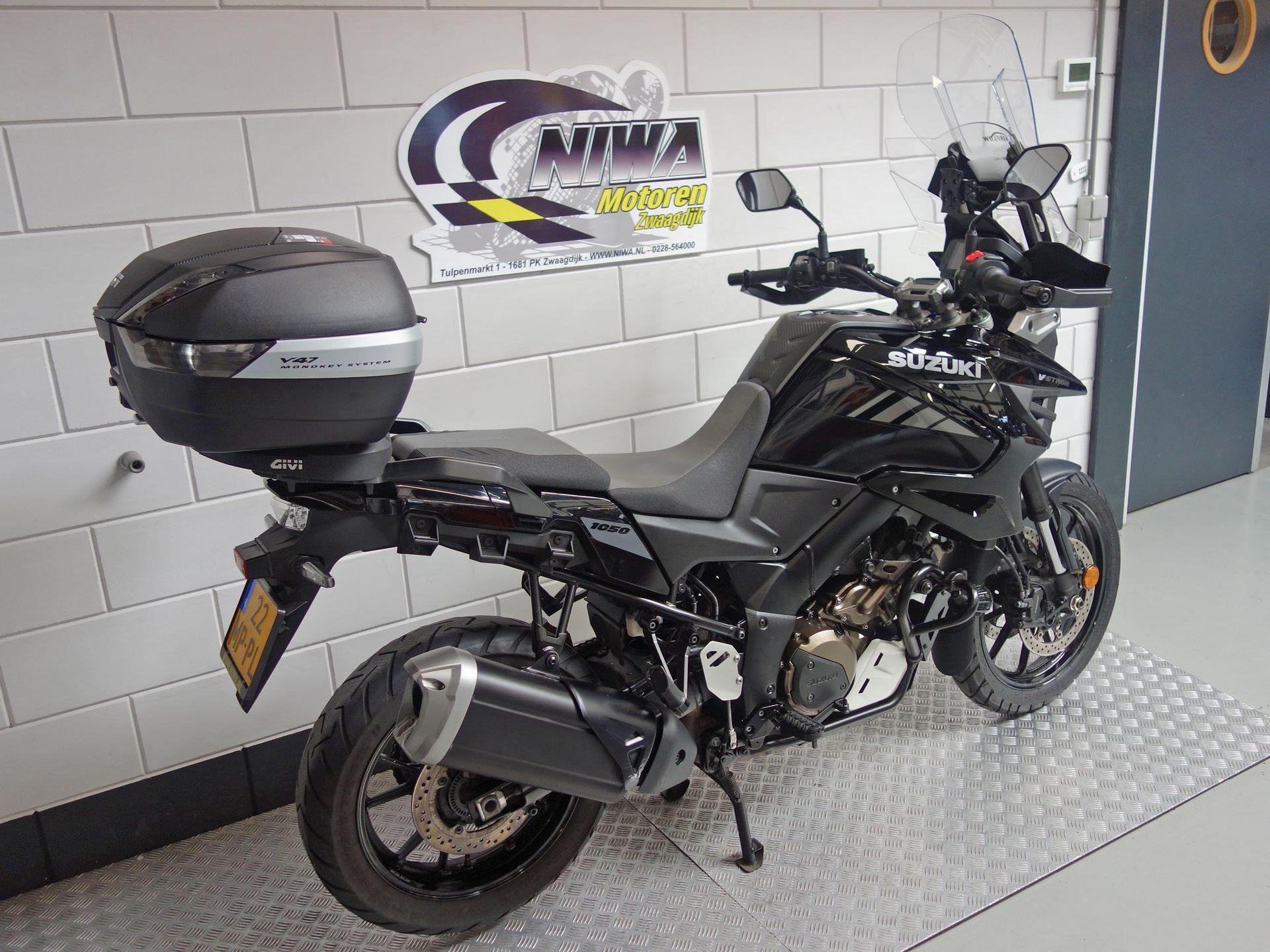 56633426-2 Gebruikte Suzuki V-Strom tour met 1037cc motor uit 2021 bij NIWA Motoren