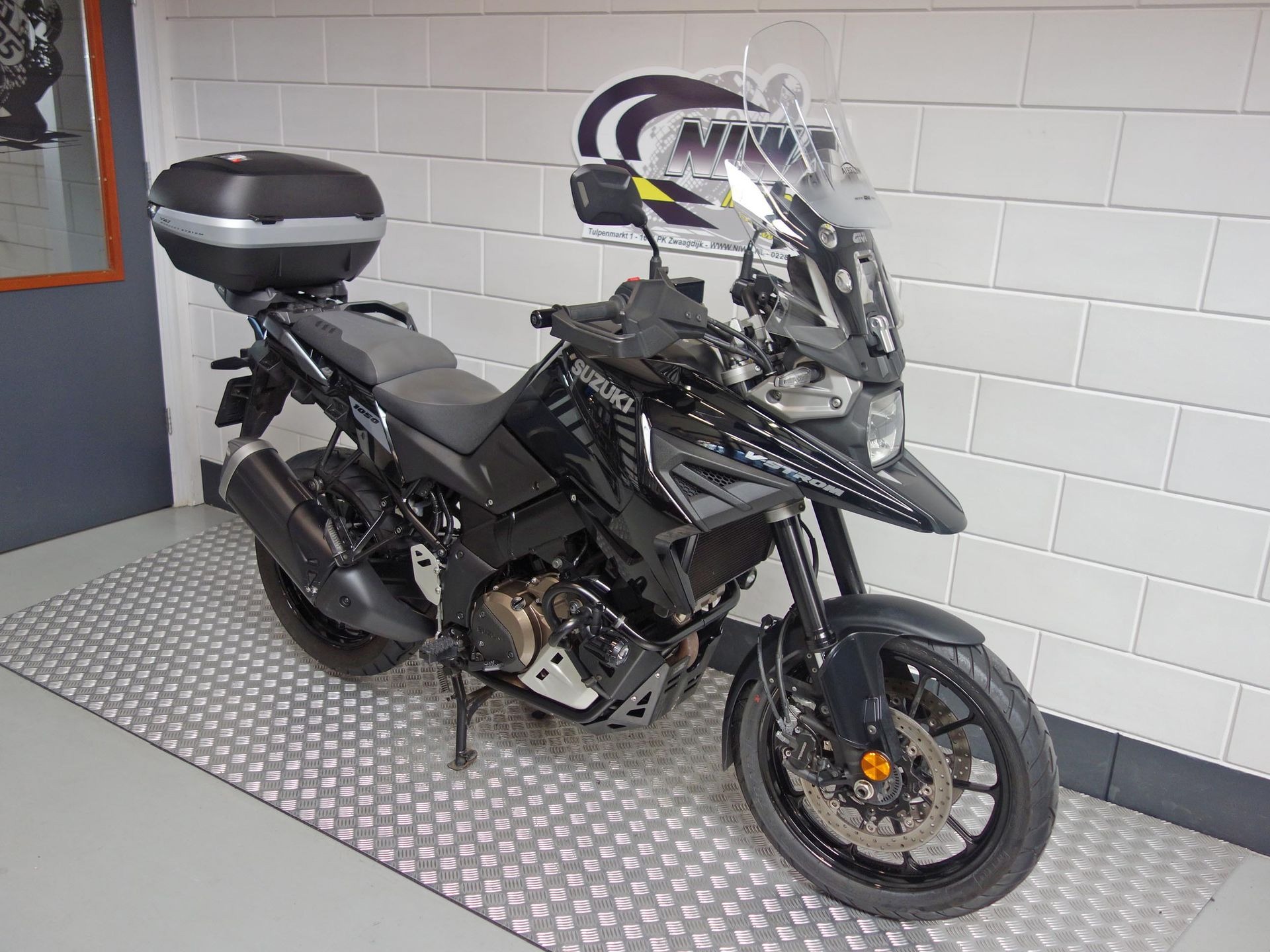 56633426-3 Gebruikte Suzuki V-Strom tour met 1037cc motor uit 2021 bij NIWA Motoren