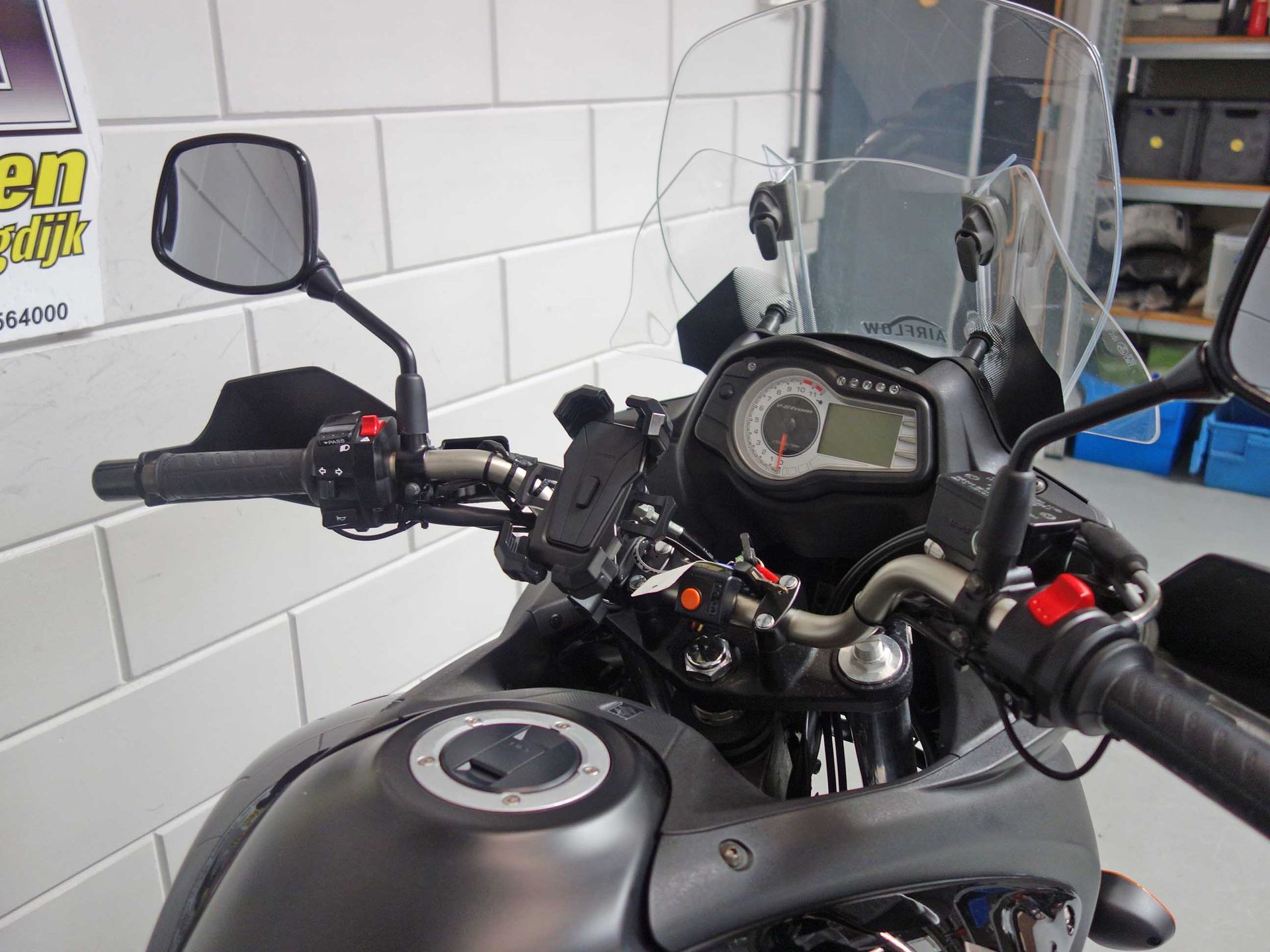 56633431-5 Gebruikte Suzuki V-Strom all-road met 645cc motor uit 2011 bij NIWA Motoren