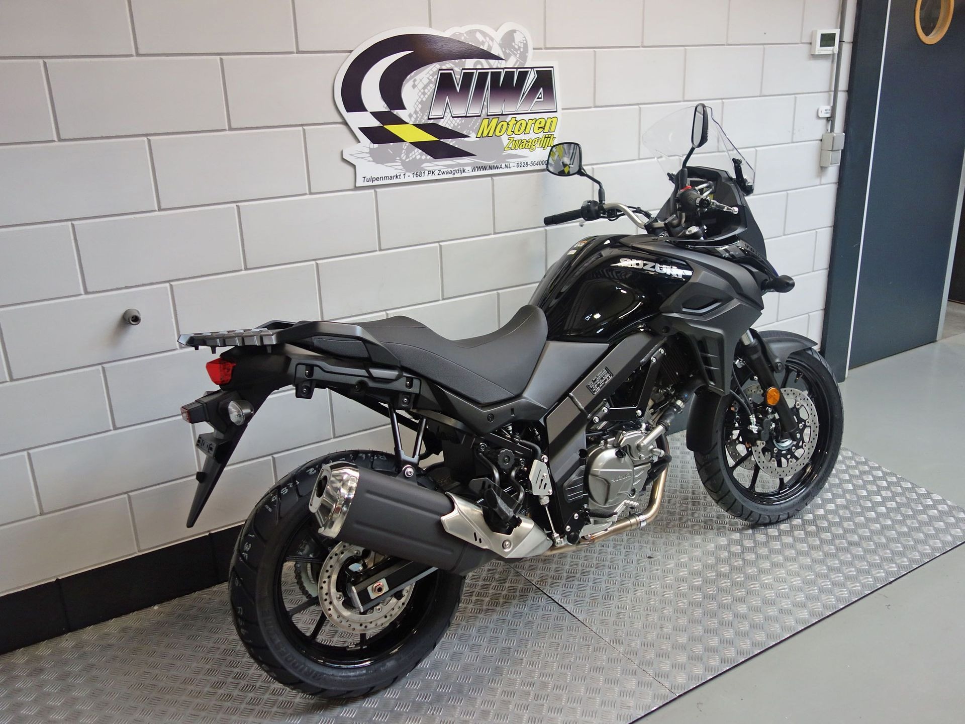 56633509-3 Gebruikte Suzuki V-Strom overig met cc motor uit 2026 bij NIWA Motoren