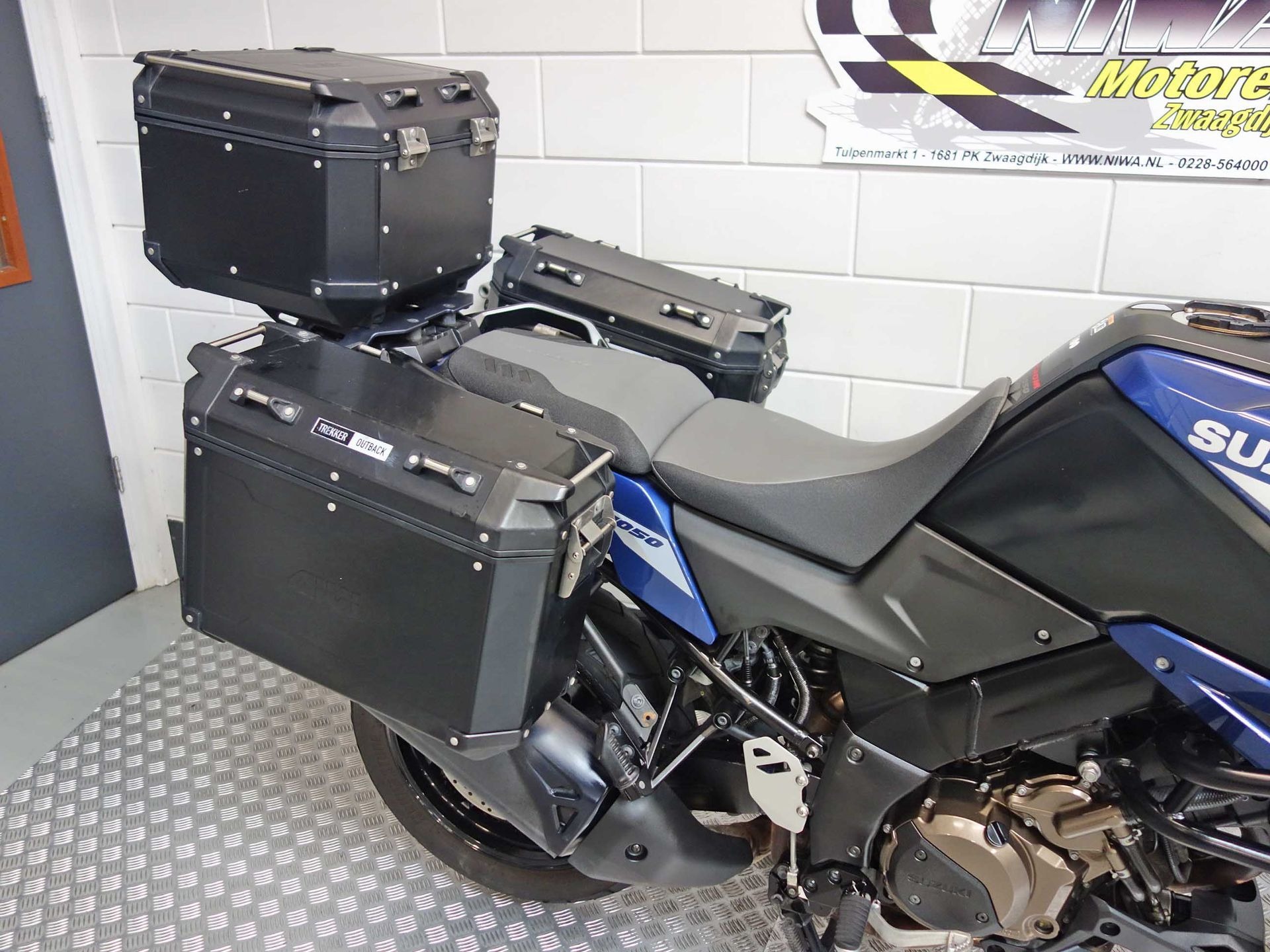 56633515-4 Gebruikte Suzuki V-Strom tour met 1037cc motor uit 2023 bij NIWA Motoren