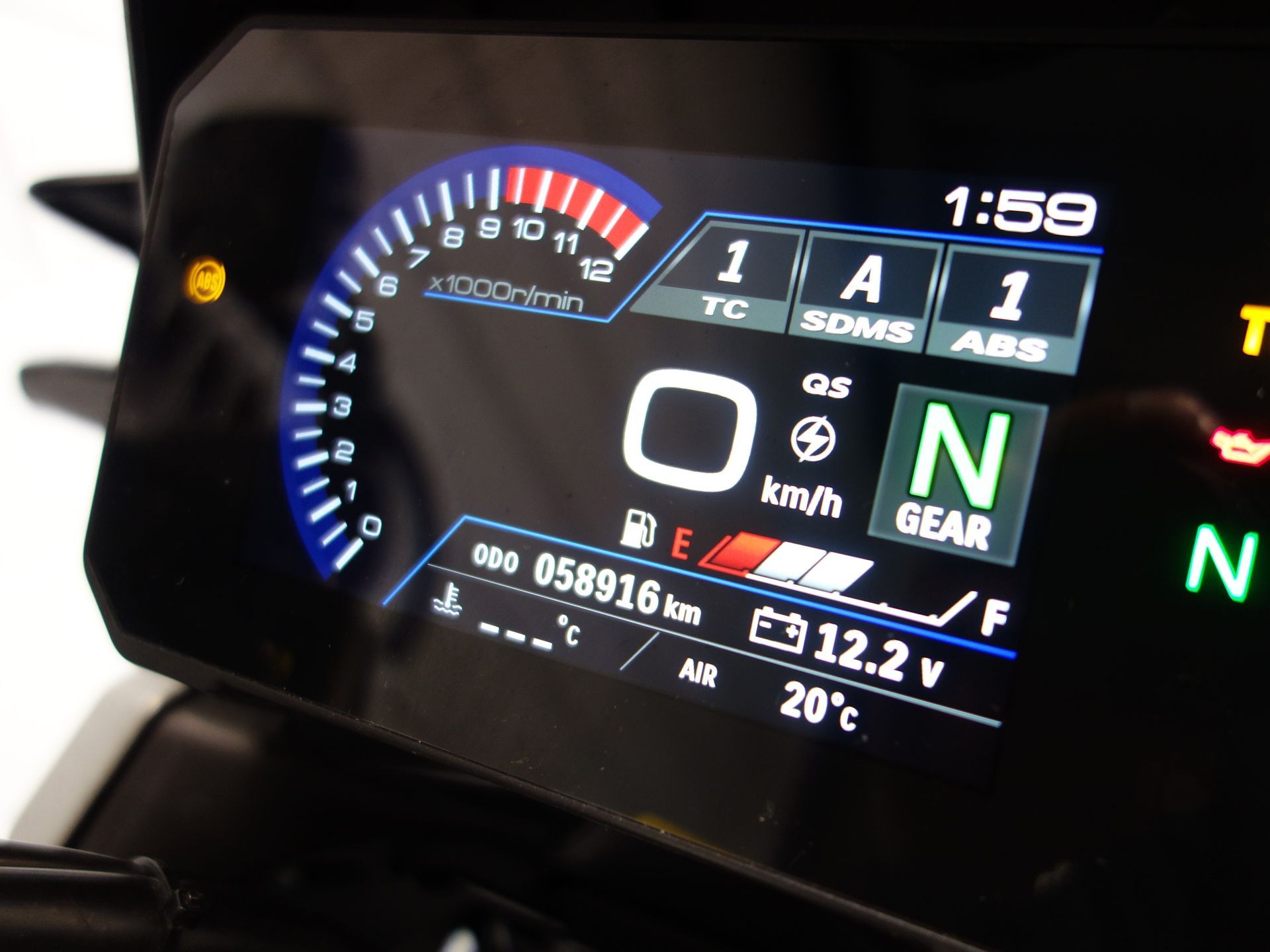 56633515-8 Gebruikte Suzuki V-Strom tour met 1037cc motor uit 2023 bij NIWA Motoren