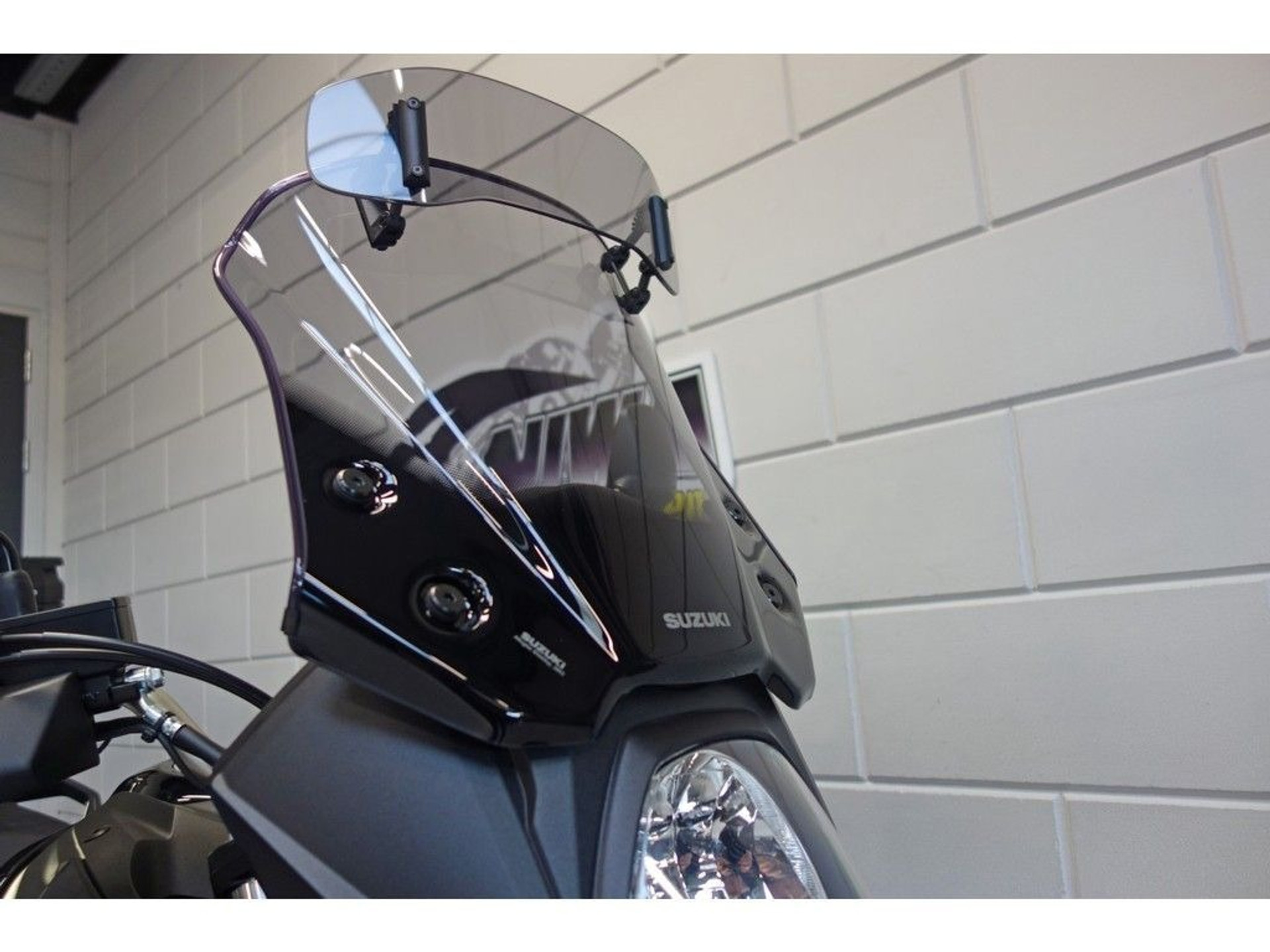 56633527-9 Nieuwe Suzuki V-Strom tour met 645cc motor uit 2026 bij NIWA Motoren
