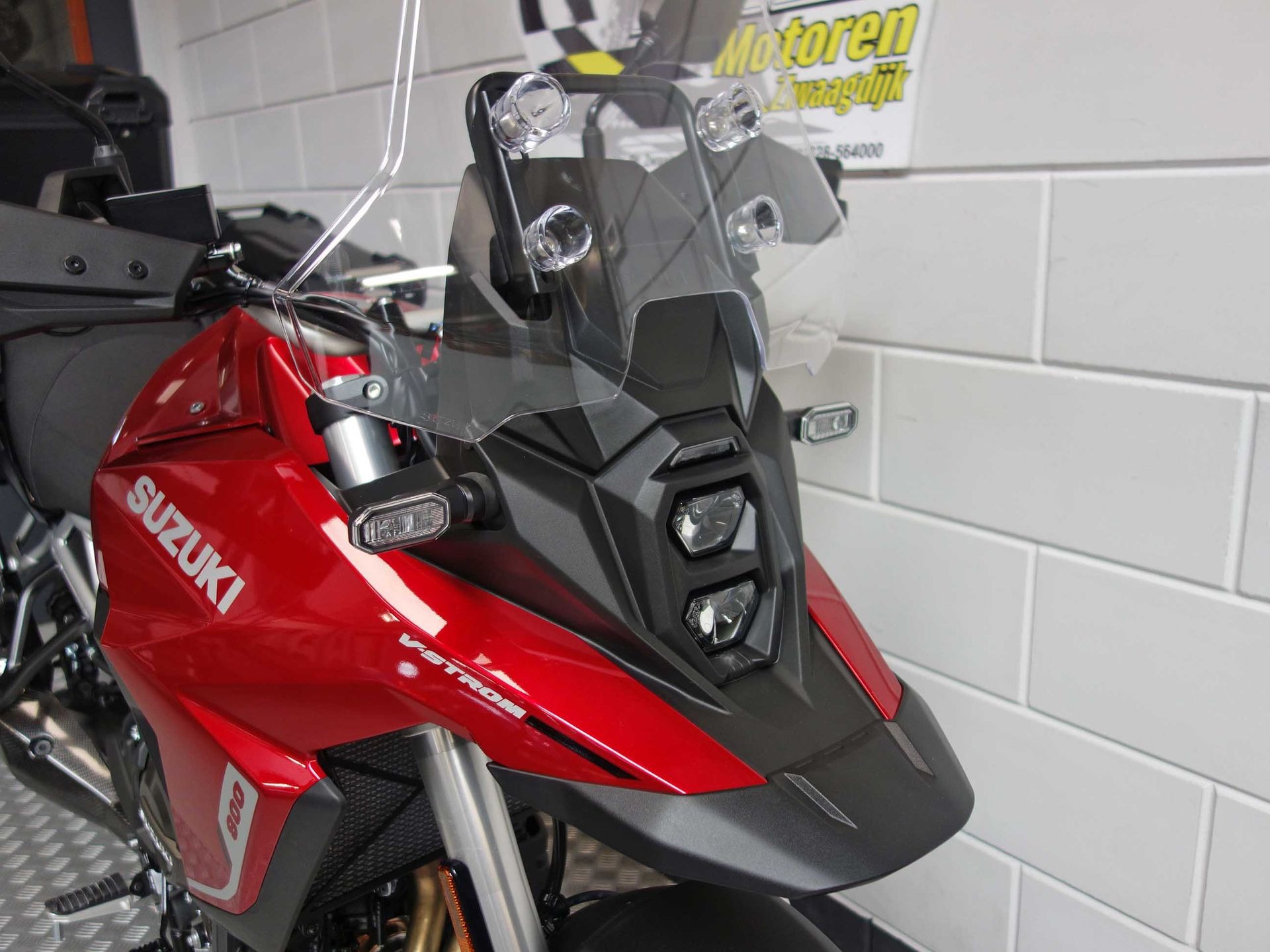 56633554-4 Nieuwe Suzuki V-Strom tour met 776cc motor uit 2026 bij NIWA Motoren