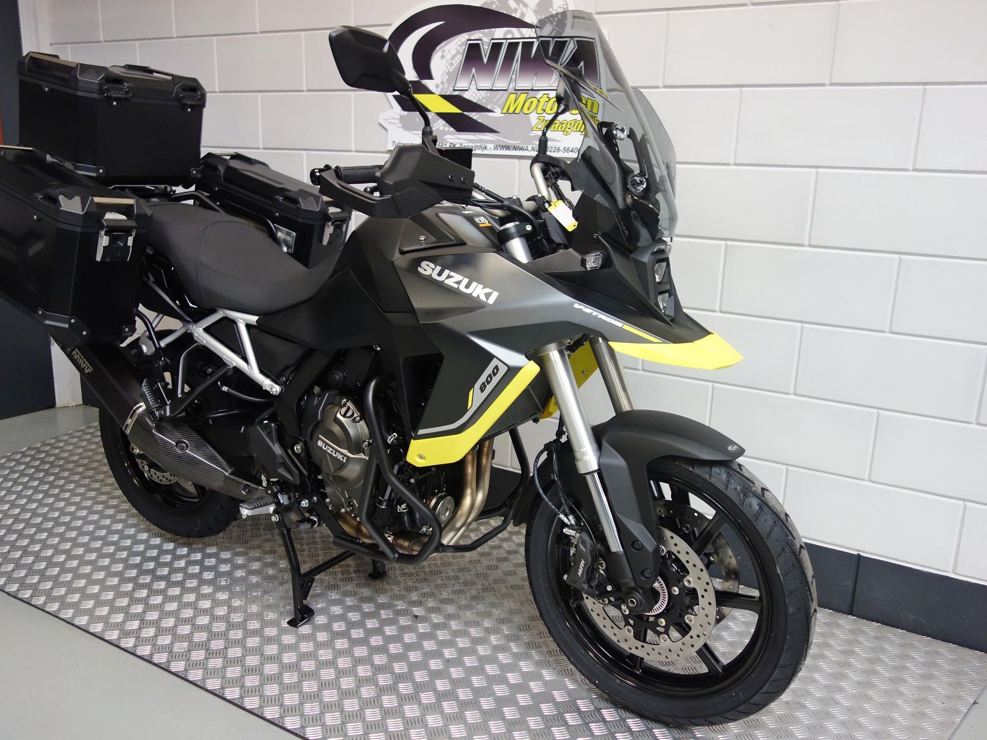 56633556-4 Nieuwe Suzuki V-Strom tour met cc motor uit 2026 bij NIWA Motoren