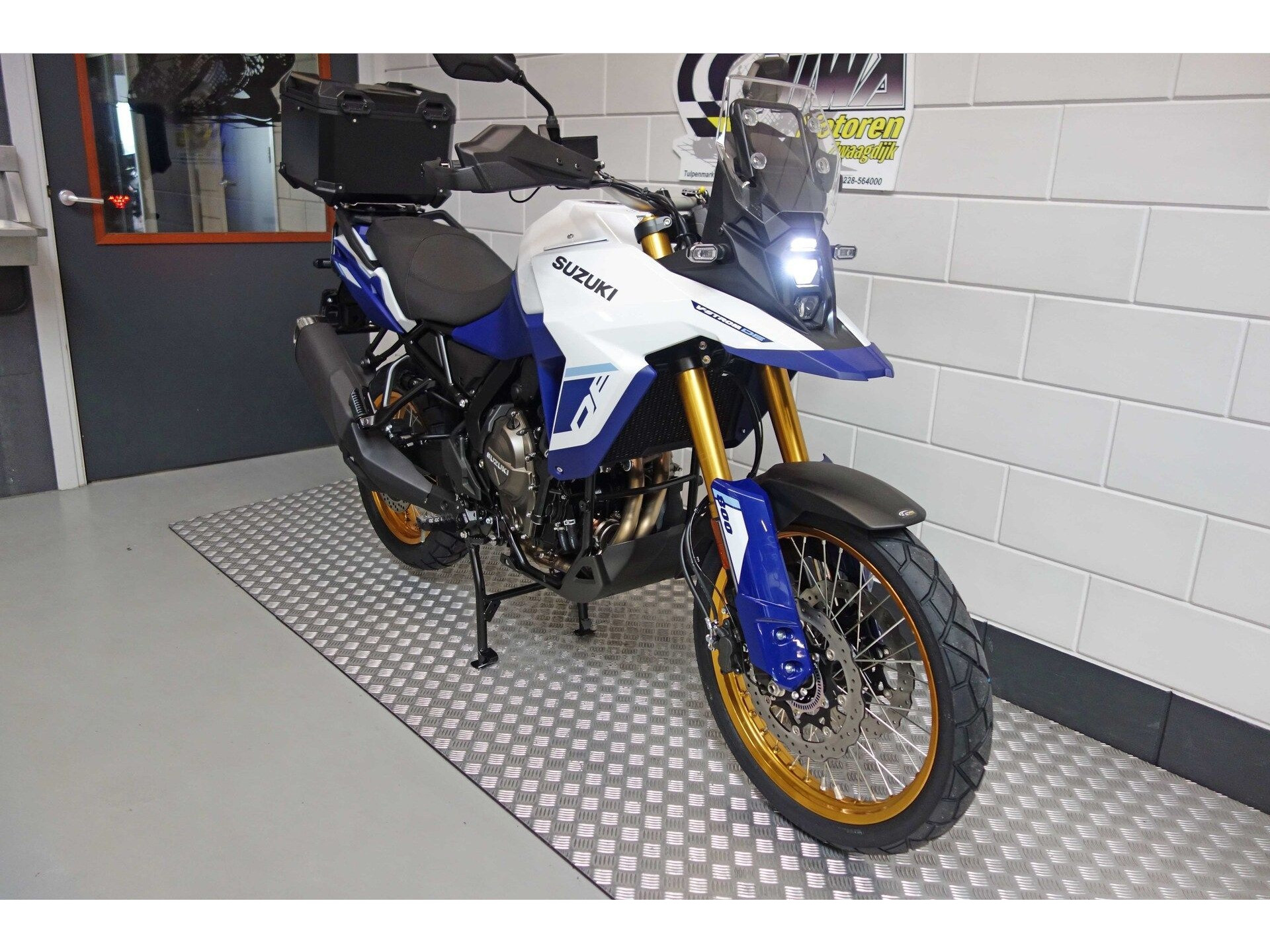 56633581-4 Nieuwe Suzuki V-Strom tour met 776cc motor uit 2026 bij NIWA Motoren